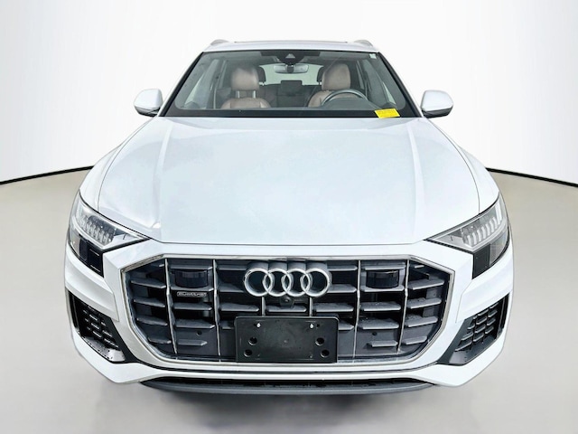 2023 Audi Q8