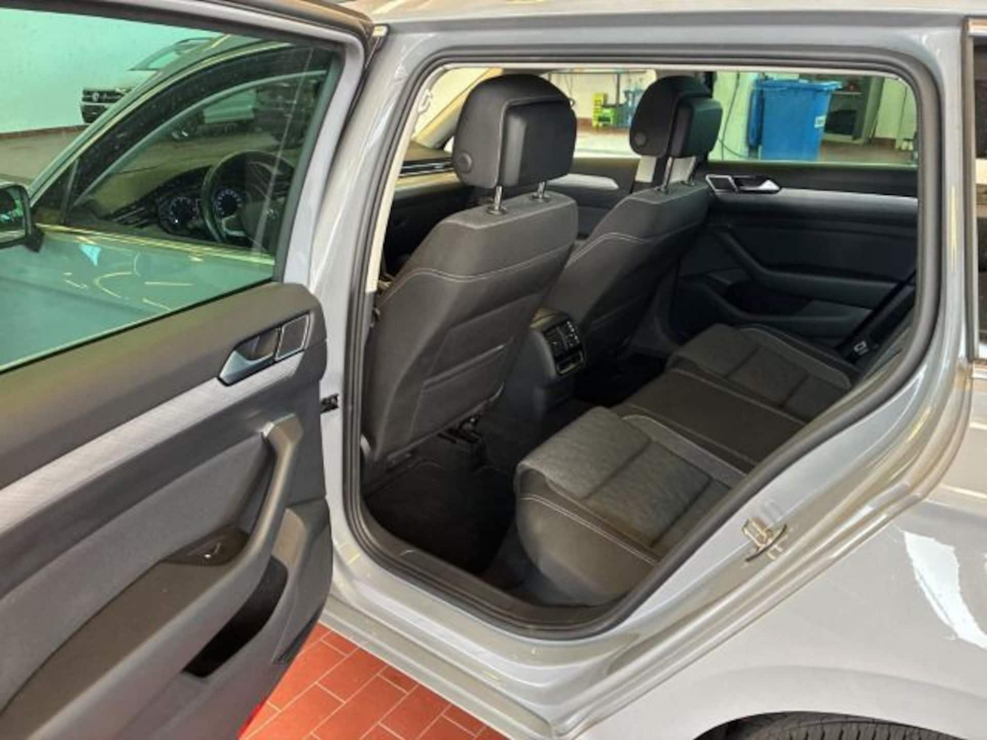 Volkswagen Passat Variant Business