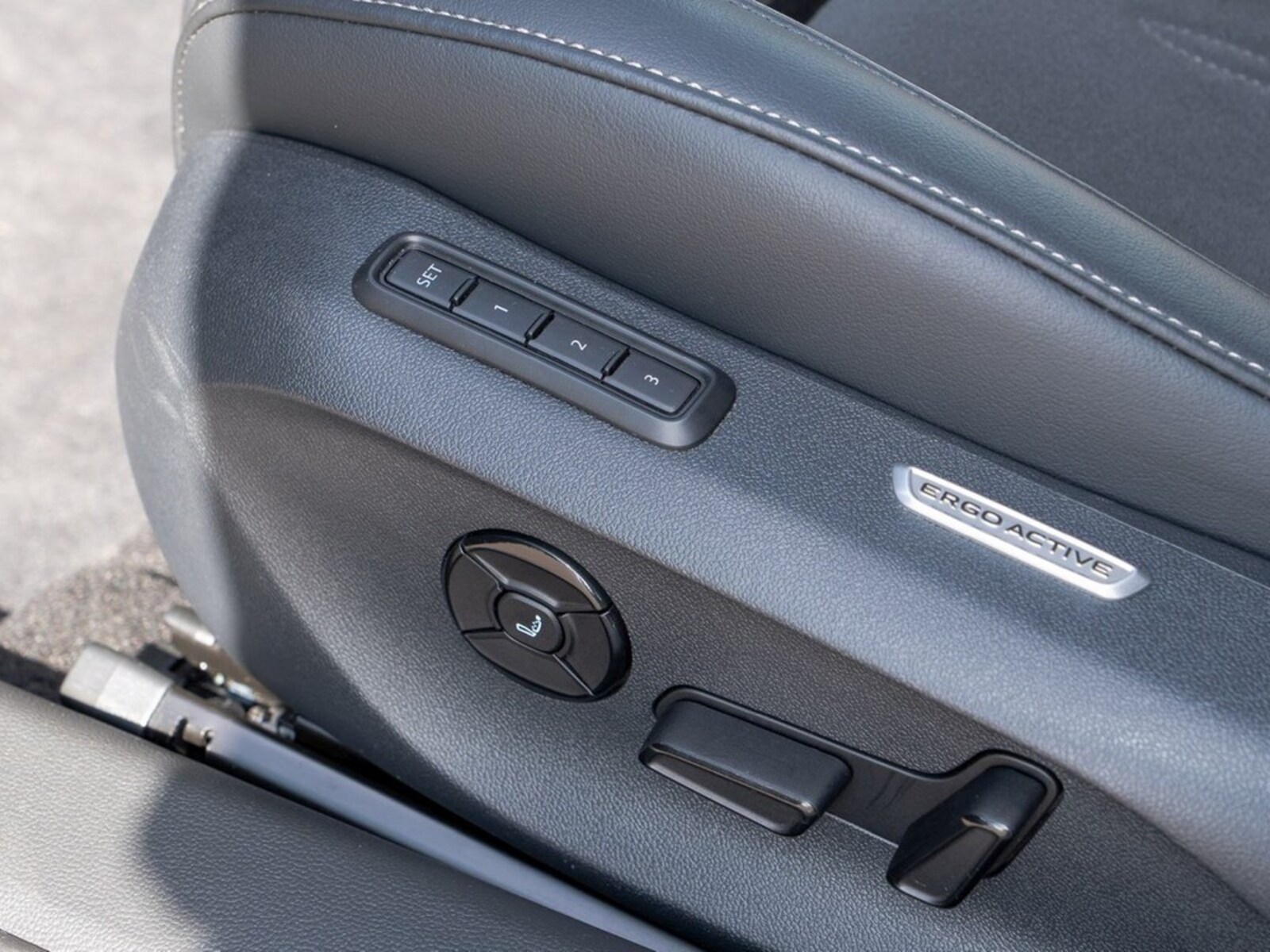 Volkswagen Passat – Bild 22