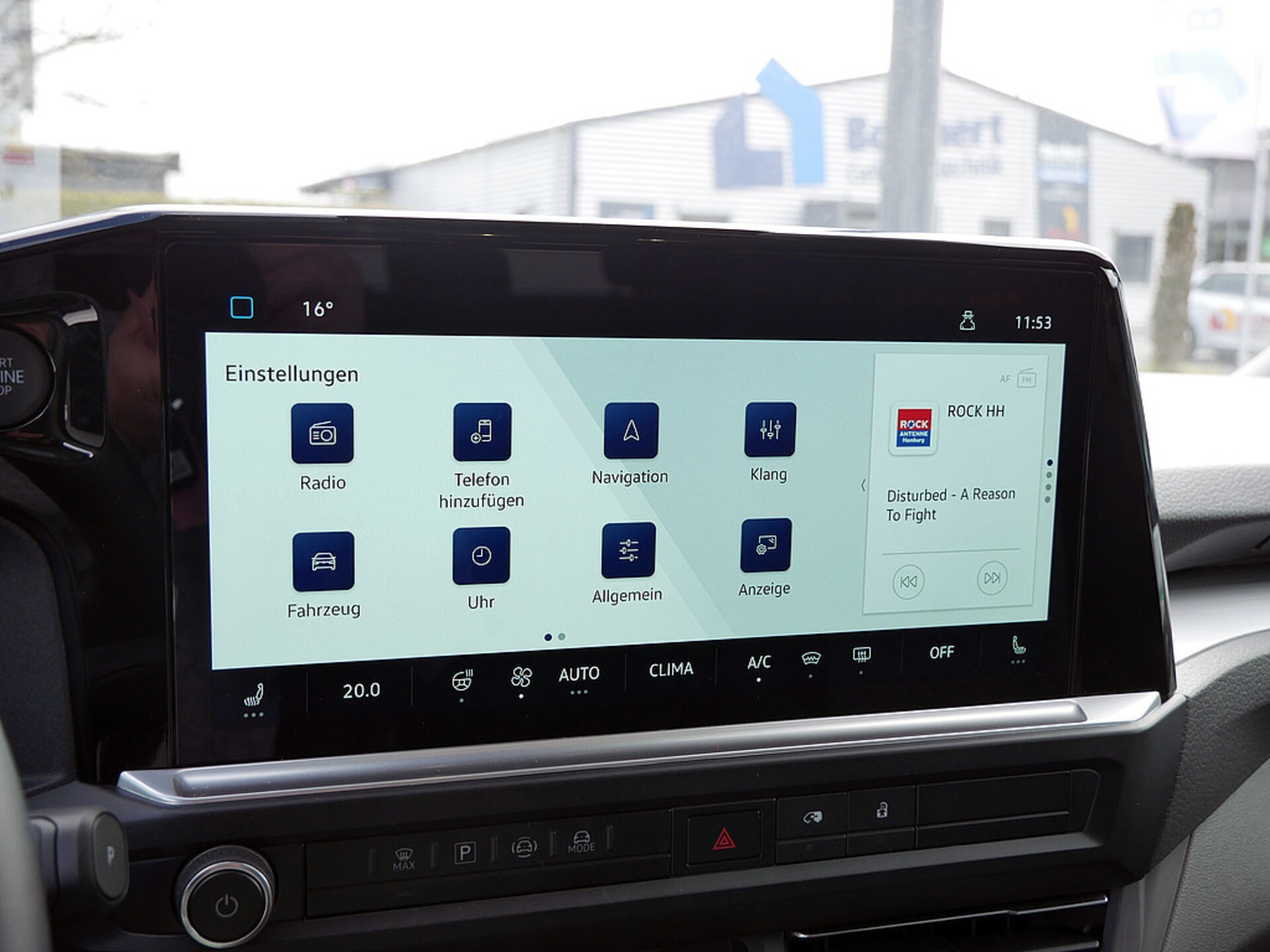 Volkswagen e-Caravelle Life