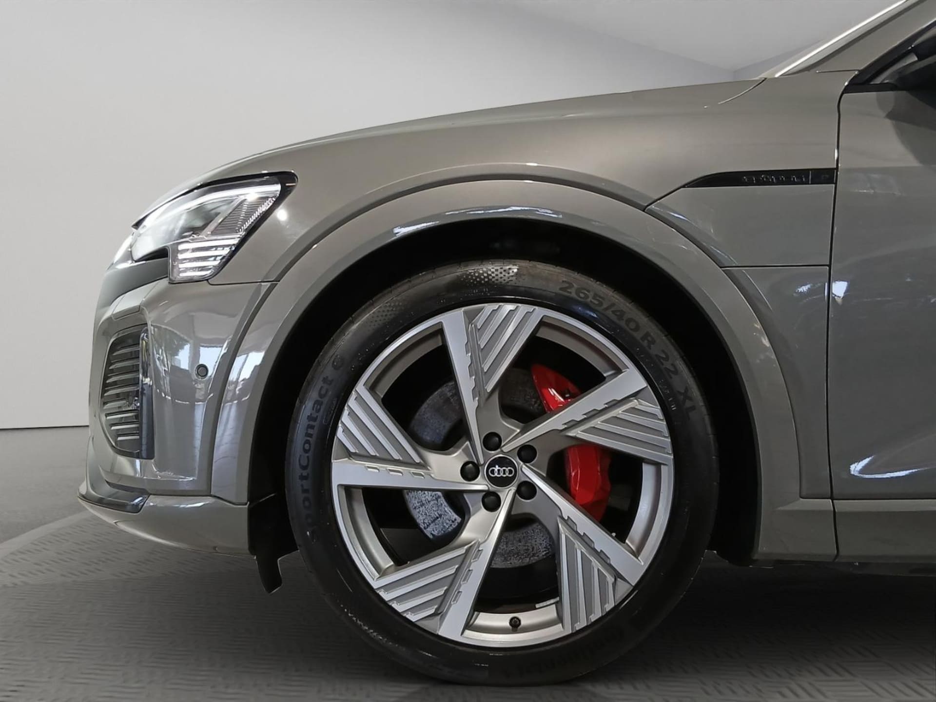 Audi Q8 e-tron S line