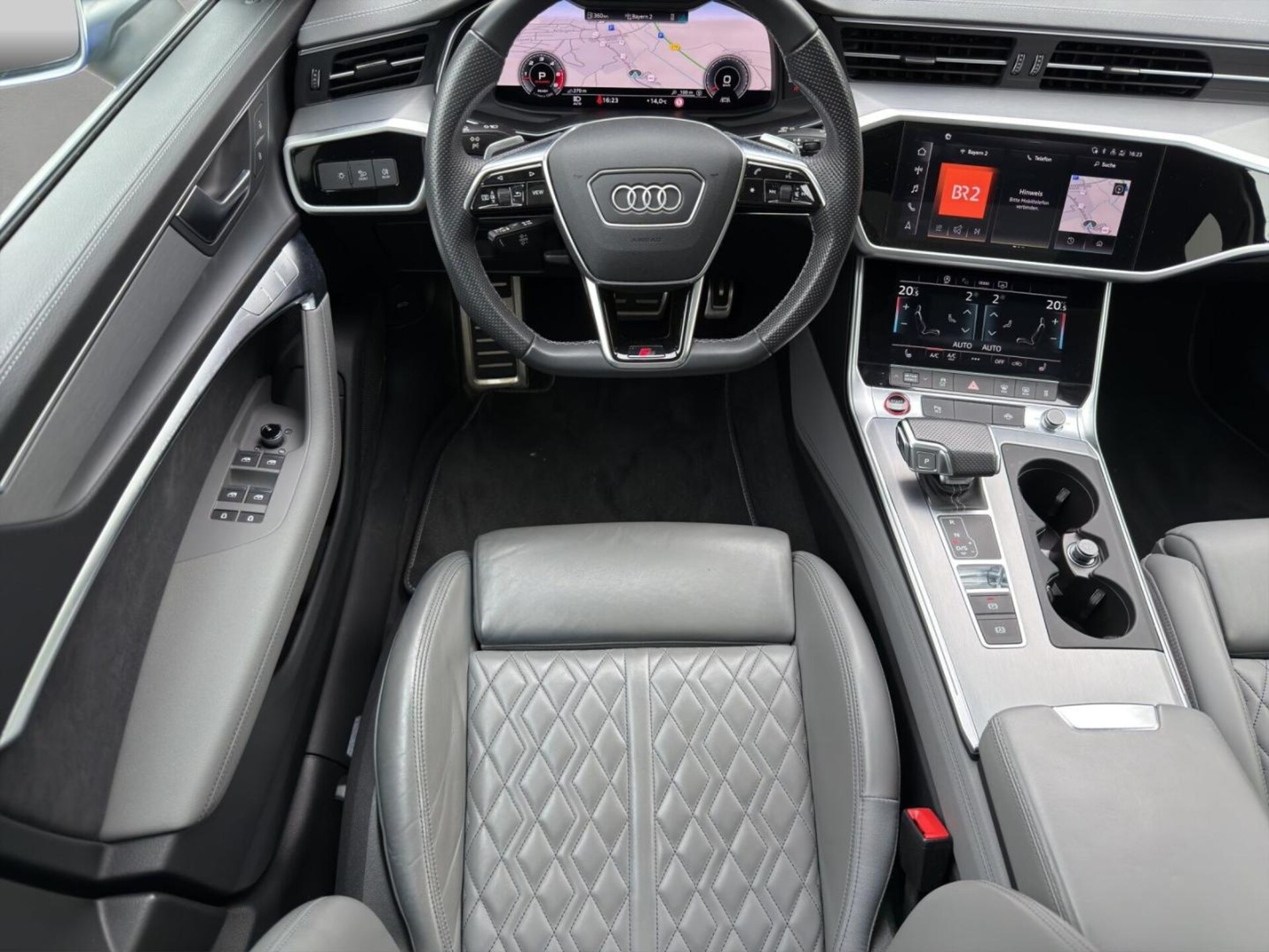 Audi S6 Avant