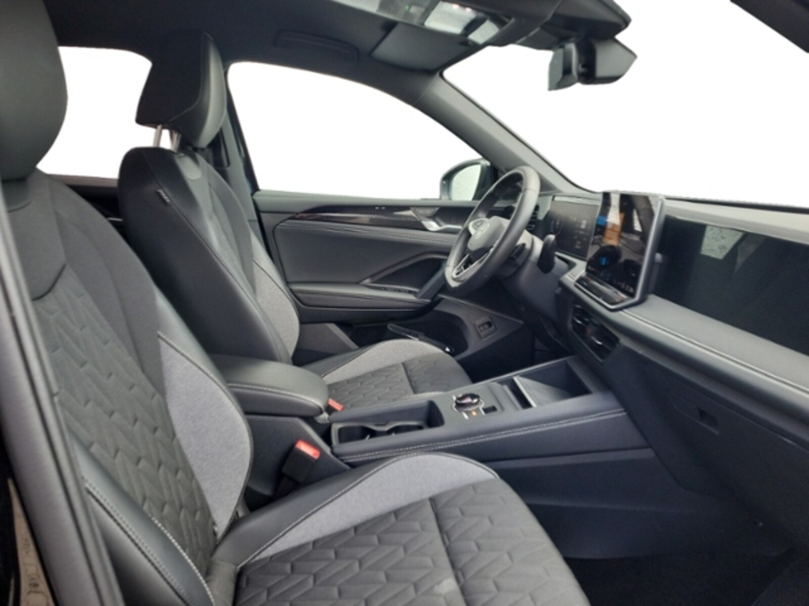 Volkswagen Tiguan – Bild 15