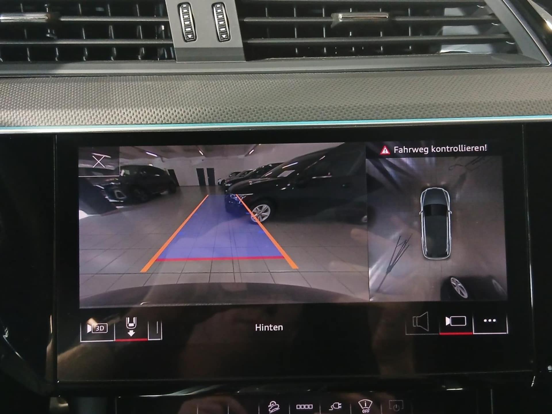 Audi Q8 e-tron S line