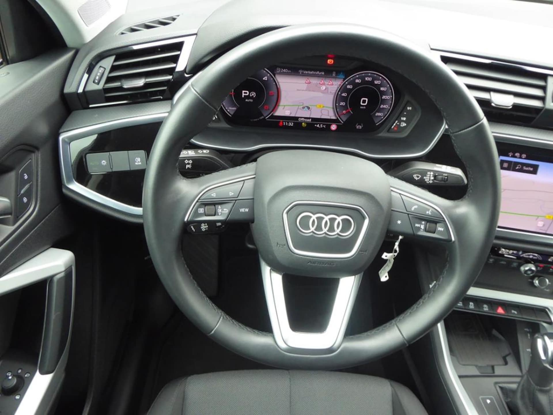 Audi Q3 Sportback S line