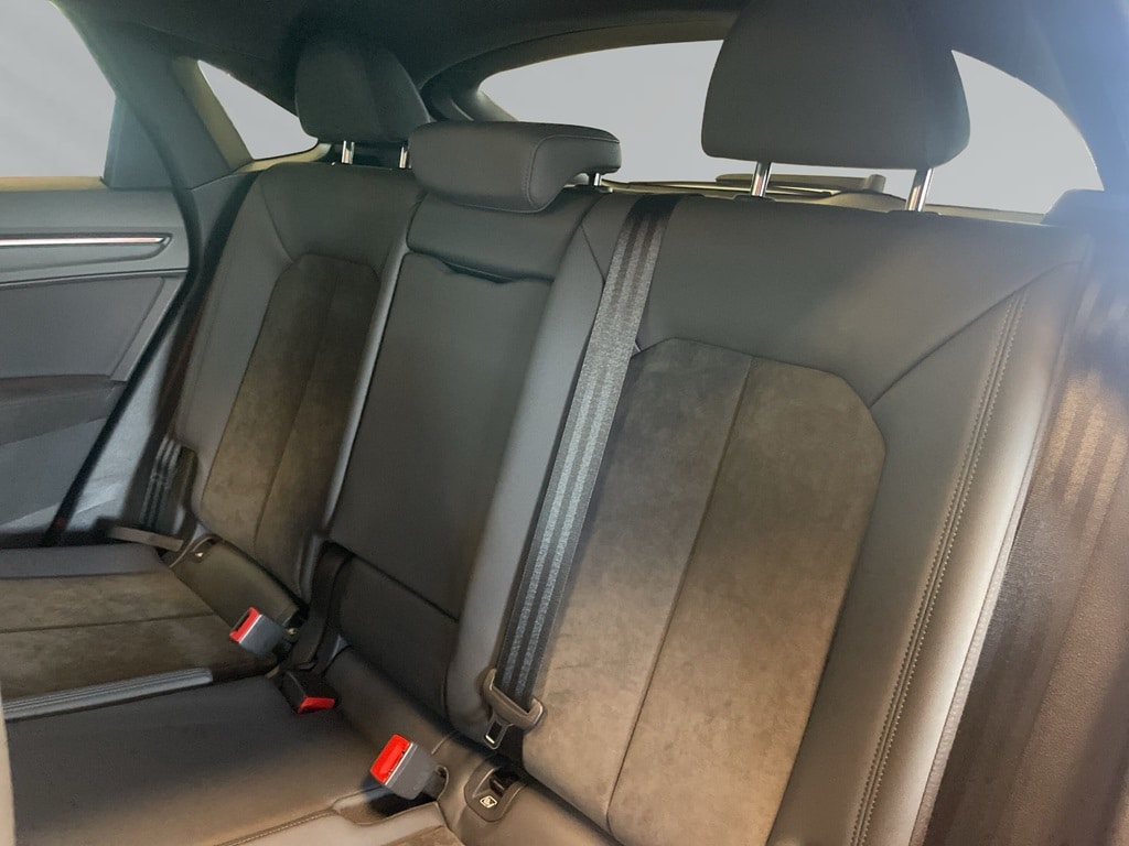Bild som visar Audi RS Q3 Sportback RS Q3 Sportback 400 hk S tronic - för mer information kontakta din Audi Partner
