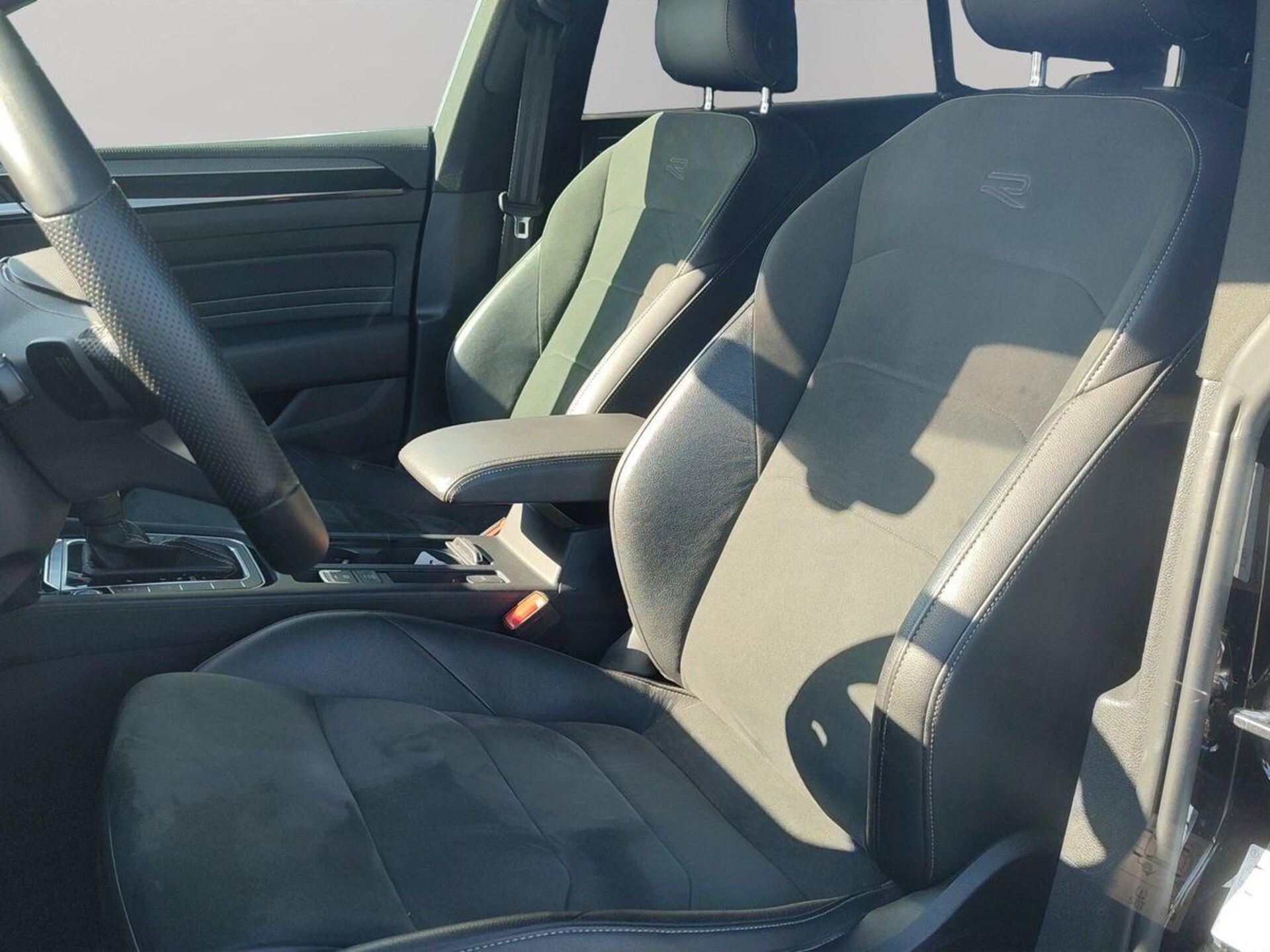 Volkswagen Arteon R-Line