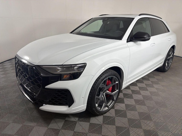 2026 Audi RS Q8 SUV performance