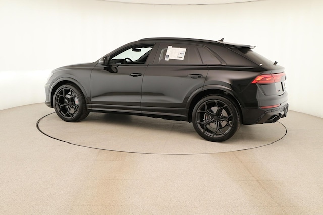 2026 Audi RS Q8 SUV performance