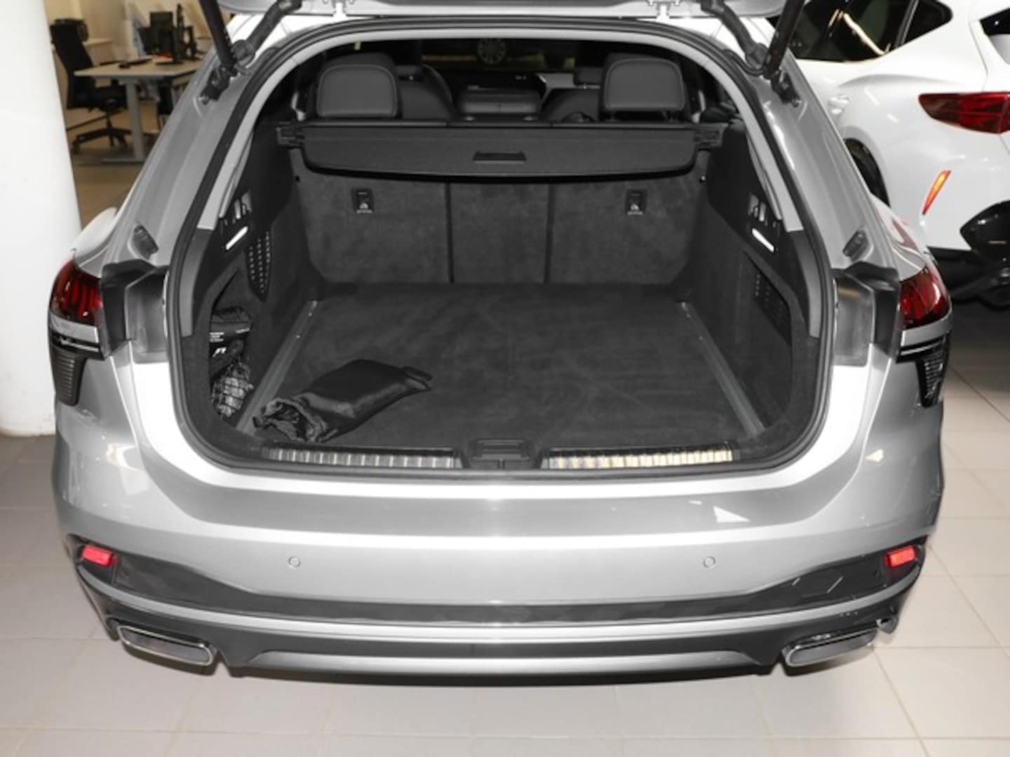 Bild über Audi A6 Avant TFSI 150 kW S tronic - für weitere Informationen kontaktieren Sie den Audi Partner
