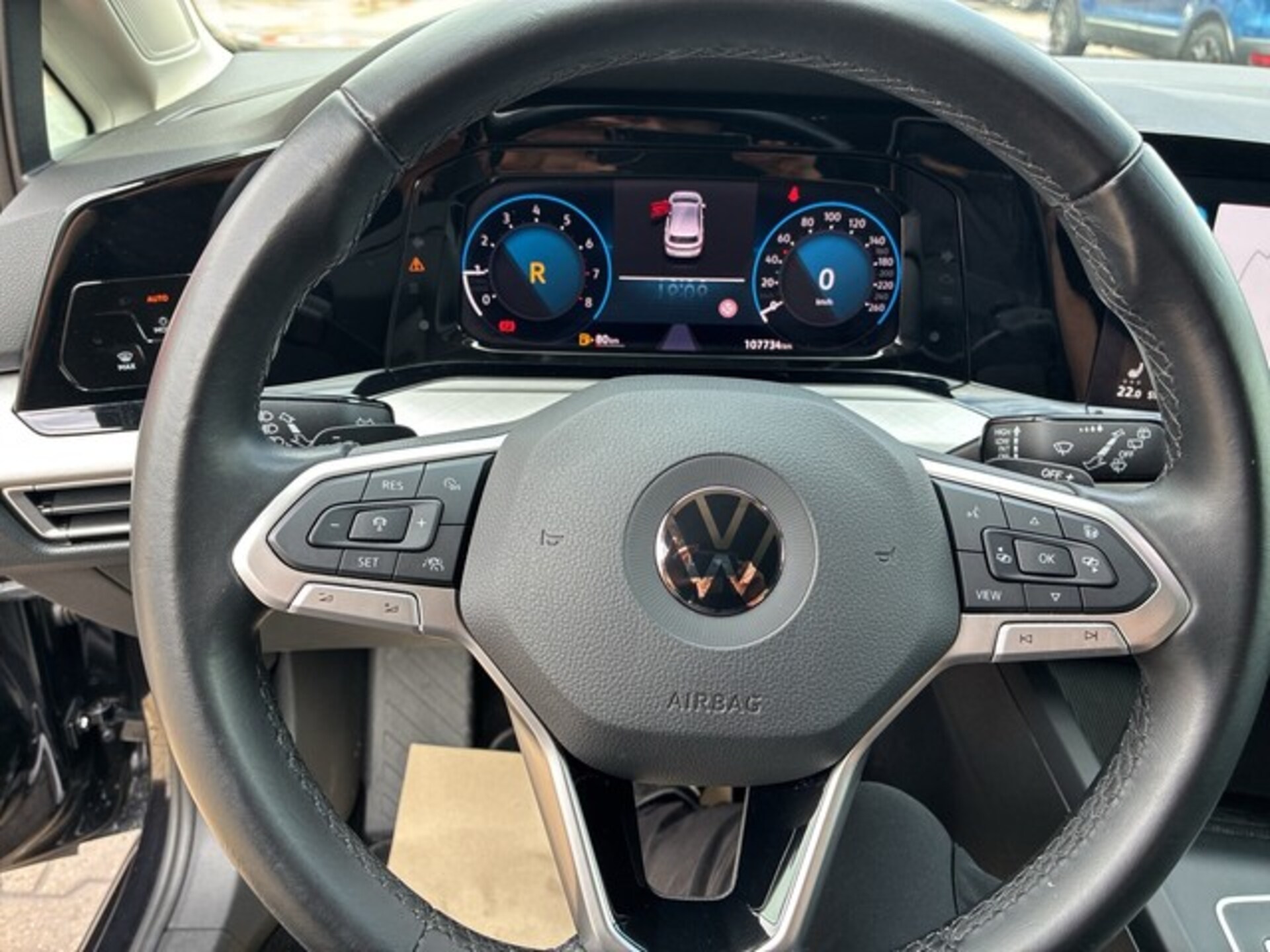 Volkswagen Golf Life