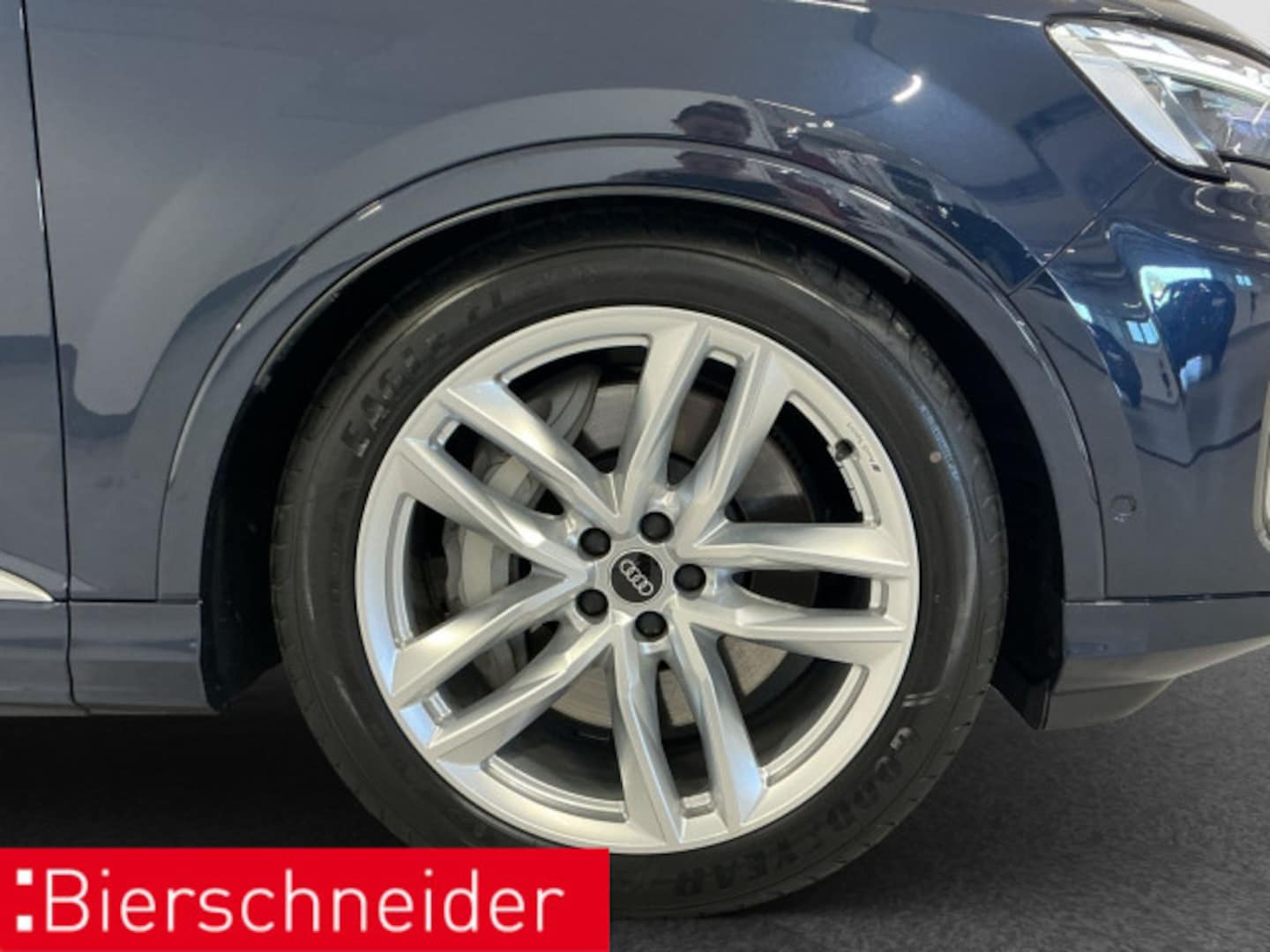 Bild über Audi Q7 SUV TFSI e 55 TFSI e quattro tiptronic - für weitere Informationen kontaktieren Sie den Audi Partner
