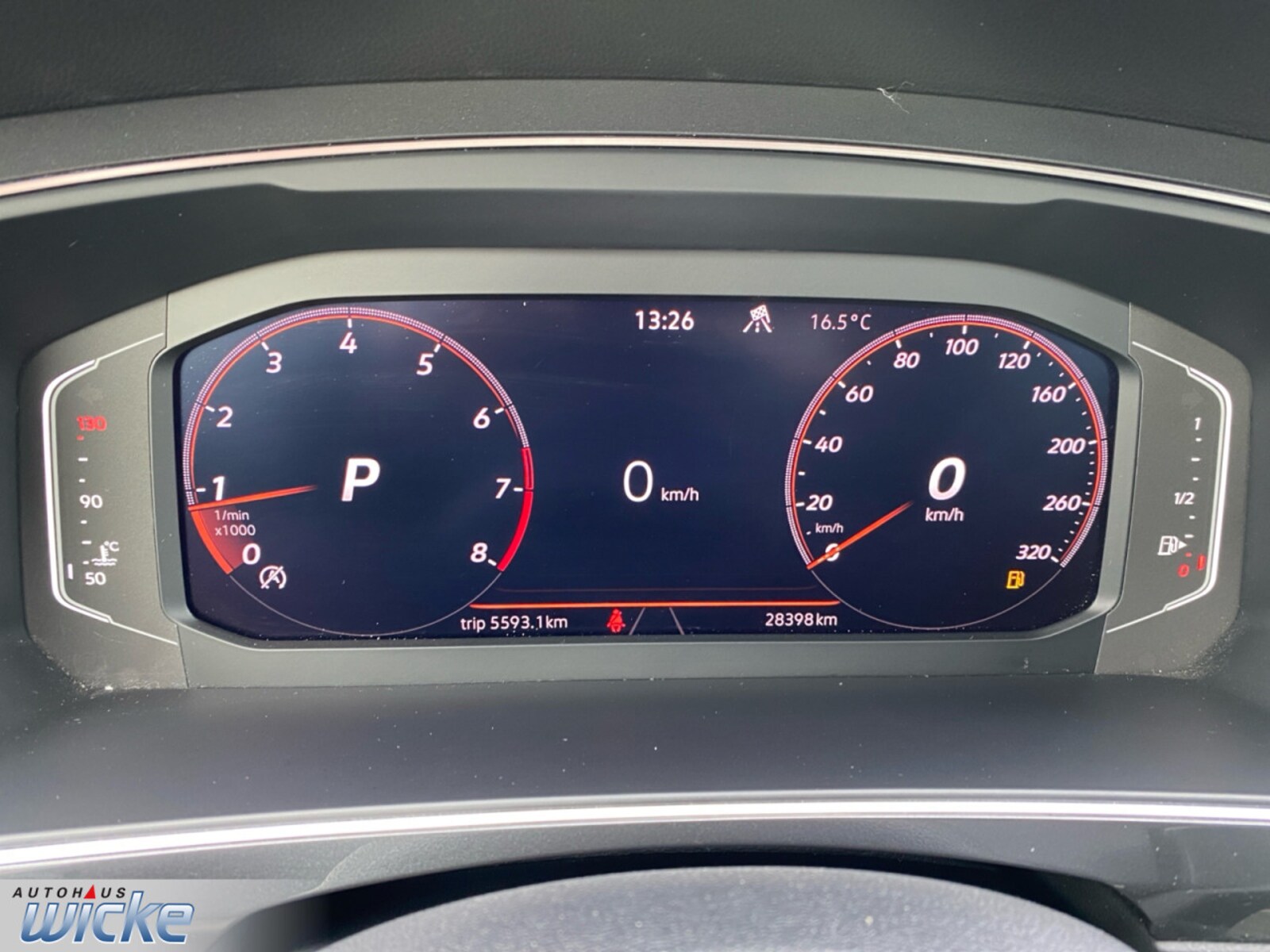 Volkswagen Tiguan – Bild 11