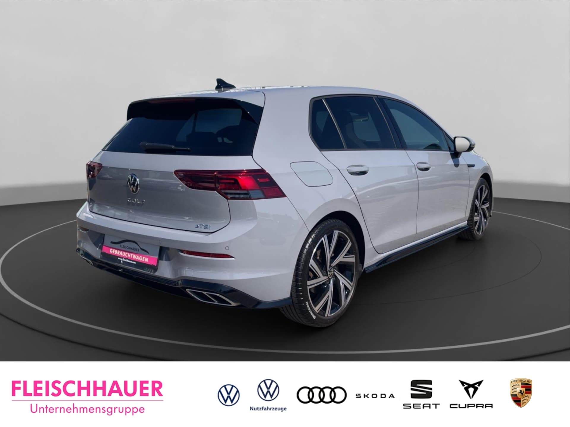 Volkswagen Golf R-Line
