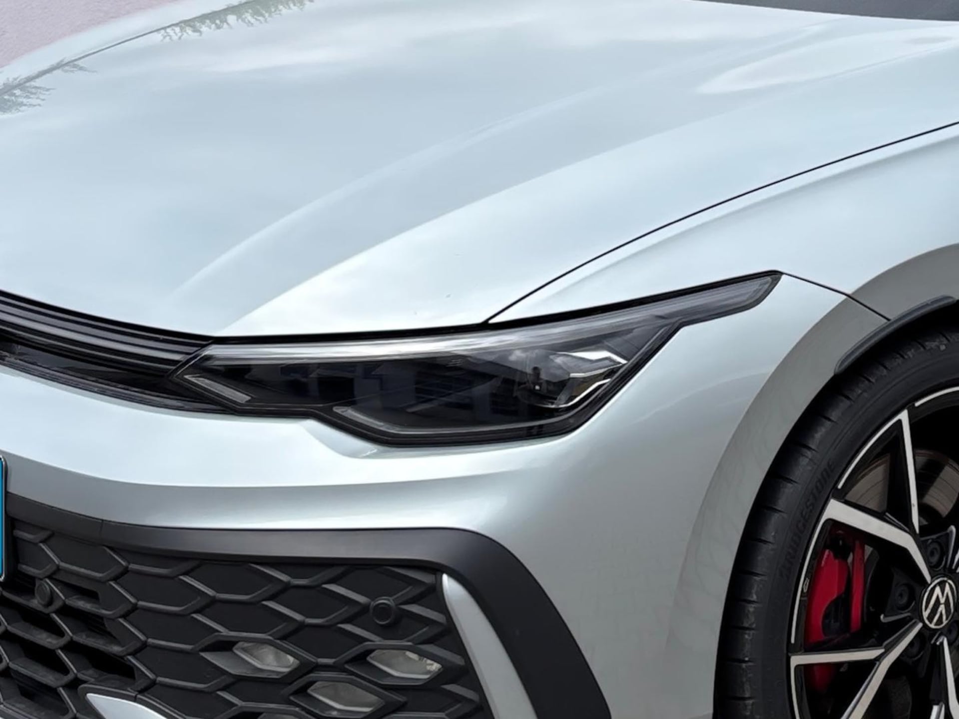 Volkswagen Golf GTI