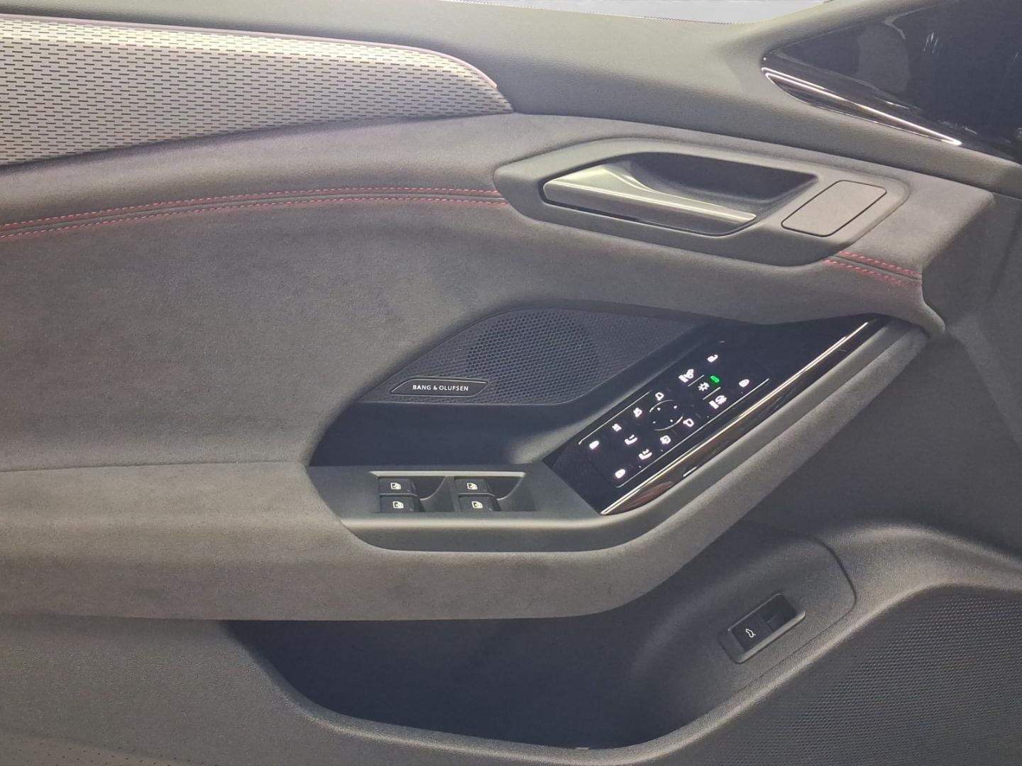 Bild über Audi A6 Sportback e-tron e-tron 210 kW - für weitere Informationen kontaktieren Sie den Audi Partner