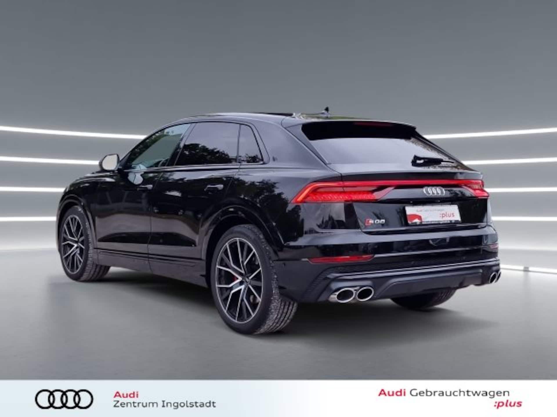 Audi SQ8 SUV