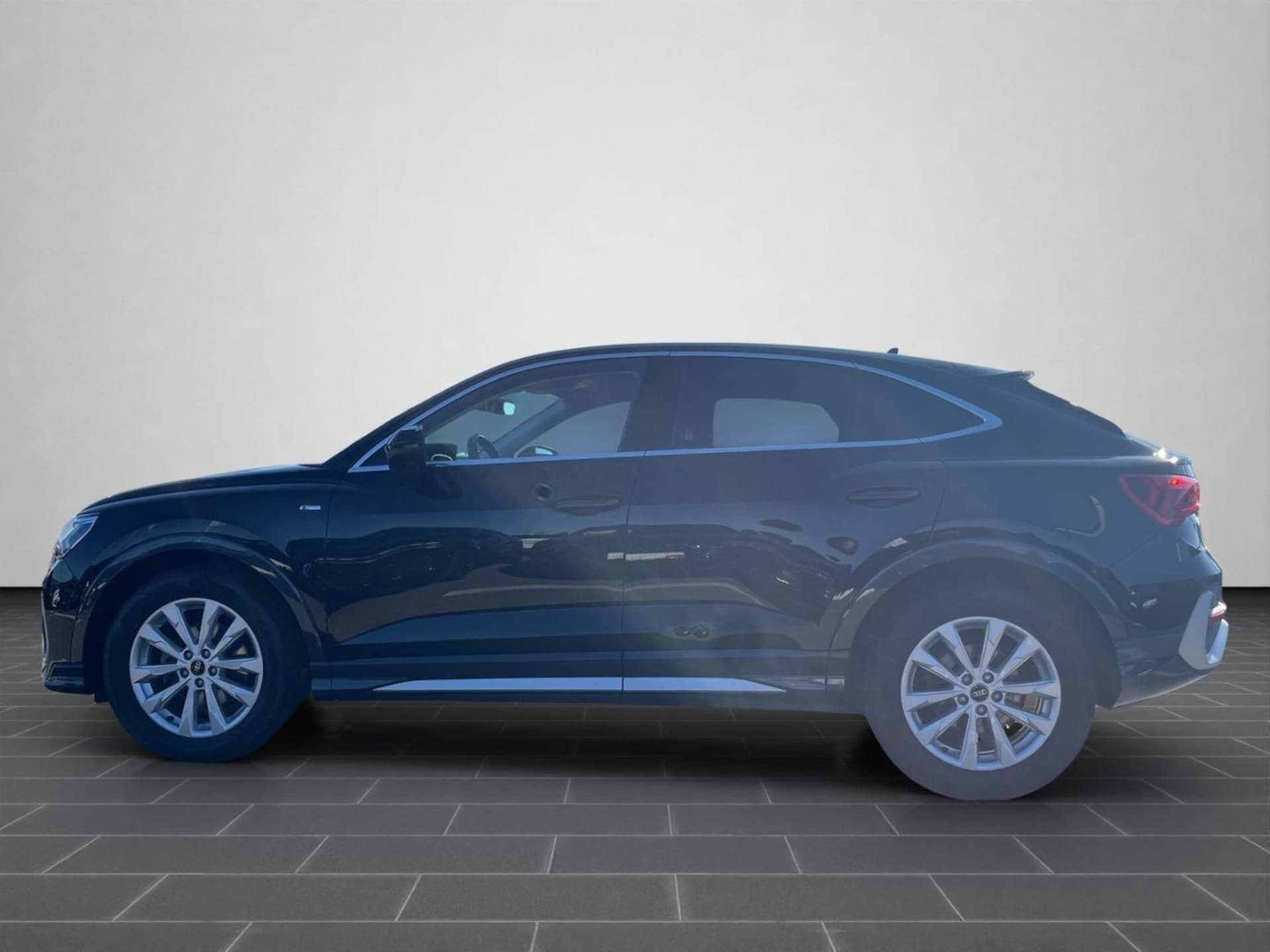 Audi Q3 Sportback S line