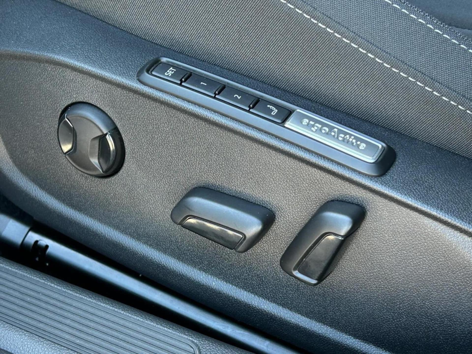 Volkswagen Golf Variant Style