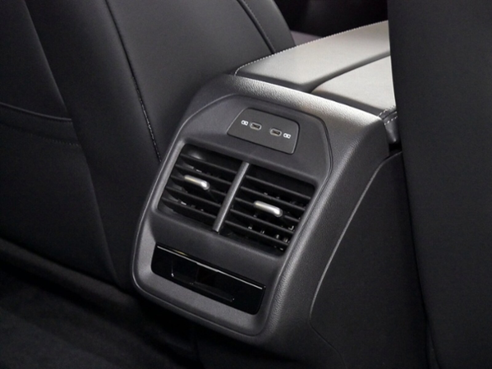 Volkswagen Passat – Bild 13