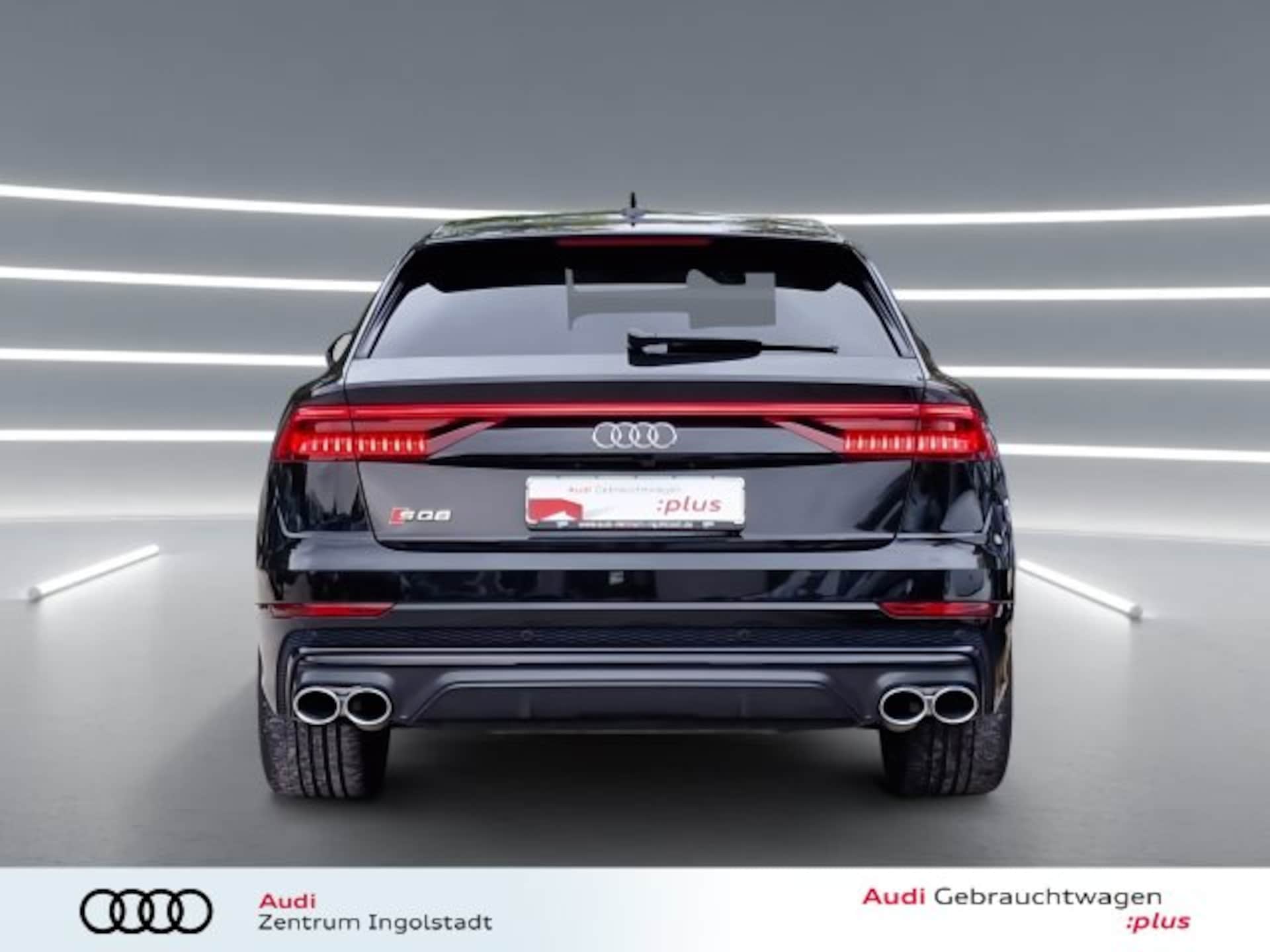 Audi SQ8 SUV