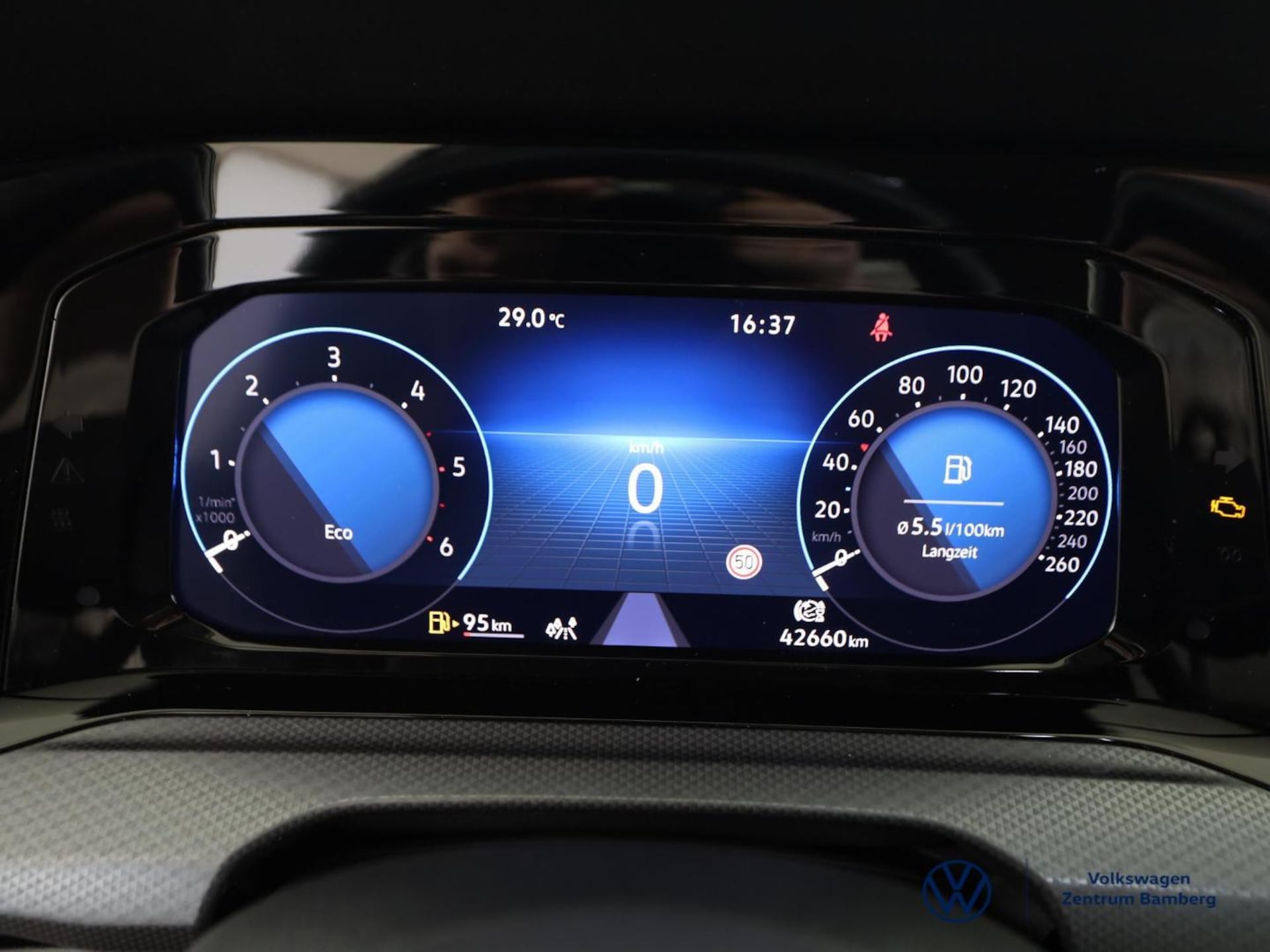 Volkswagen Golf Active