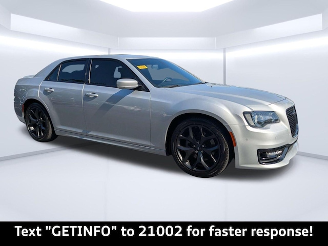 Photo of 2022 Chrysler 300