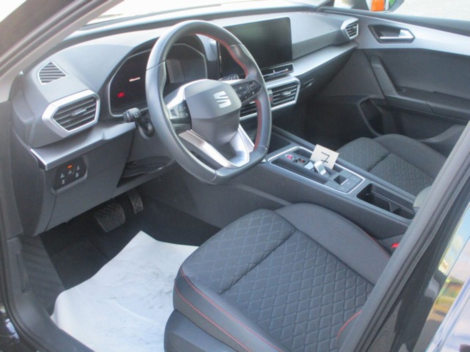 SEAT Leon Sportstourer – Bild 10