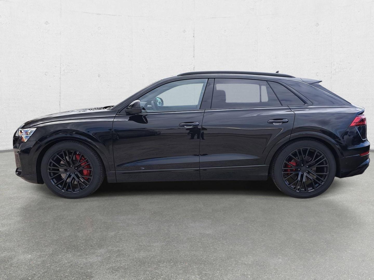 2026 Audi SQ8 Prestige - Photo 8