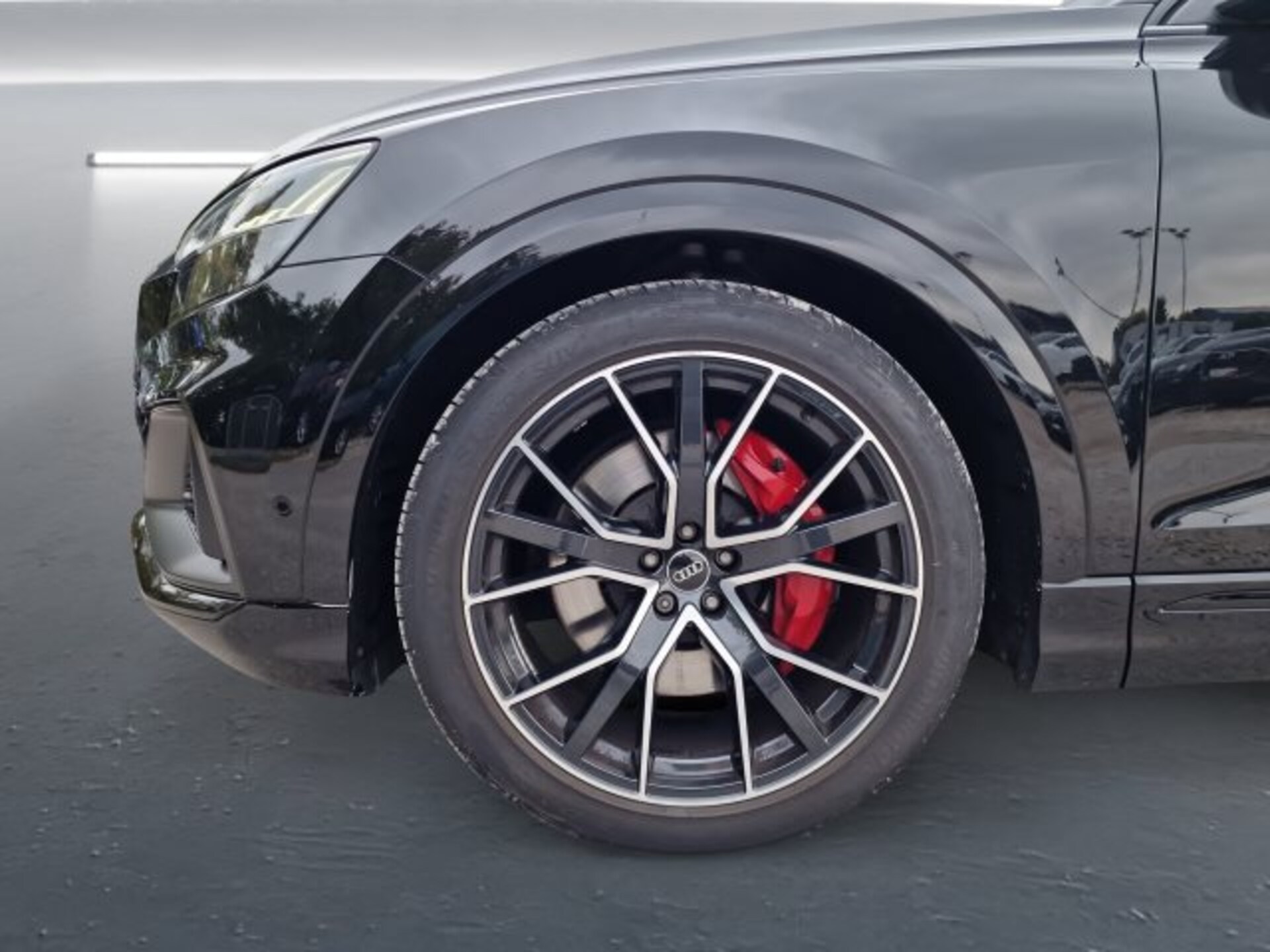 Audi SQ8 SUV