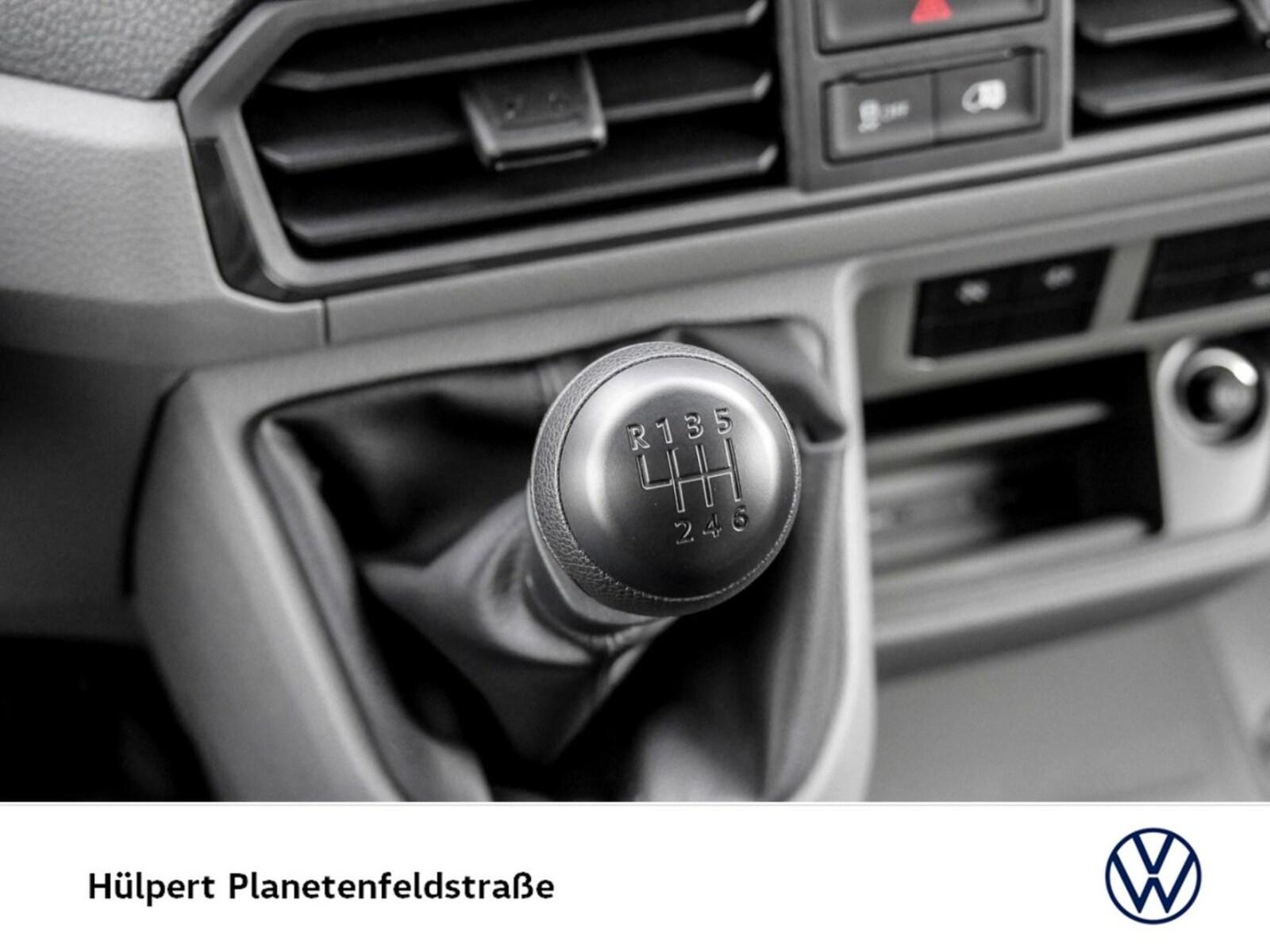 Volkswagen Crafter Kasten langer Radstand – Bild 10