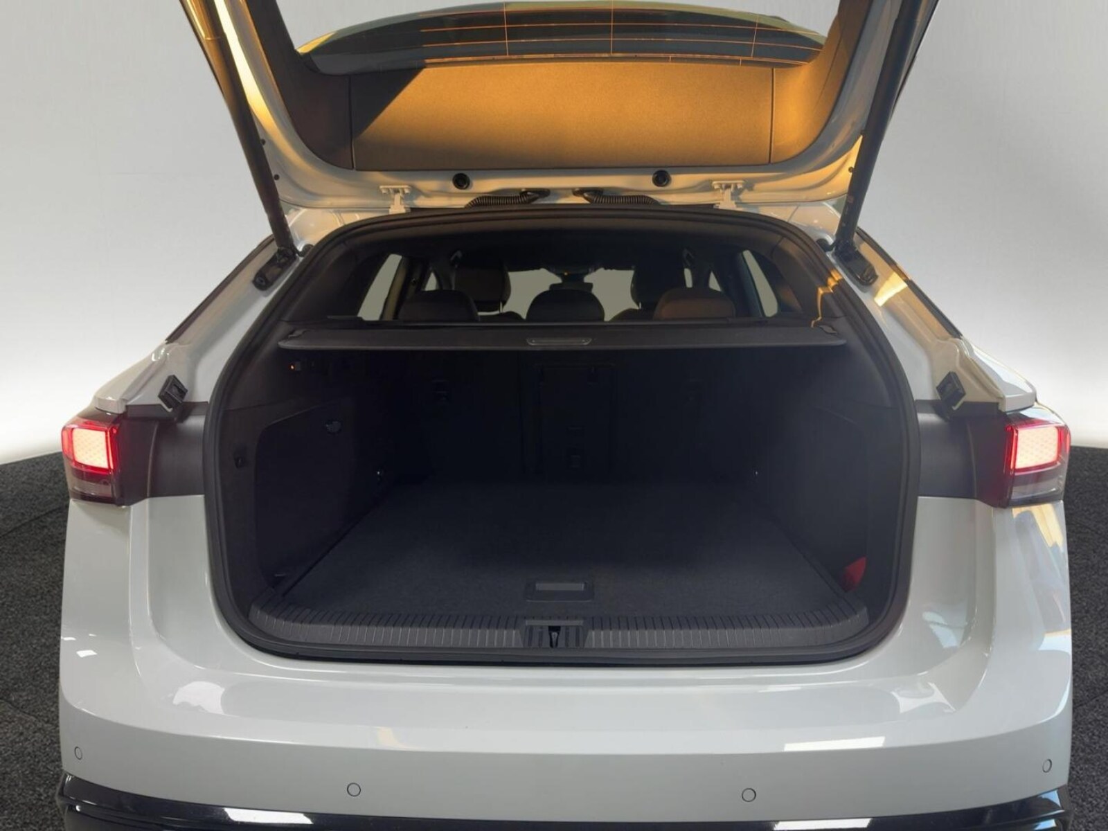 Volkswagen ID.7 Tourer – Bild 8