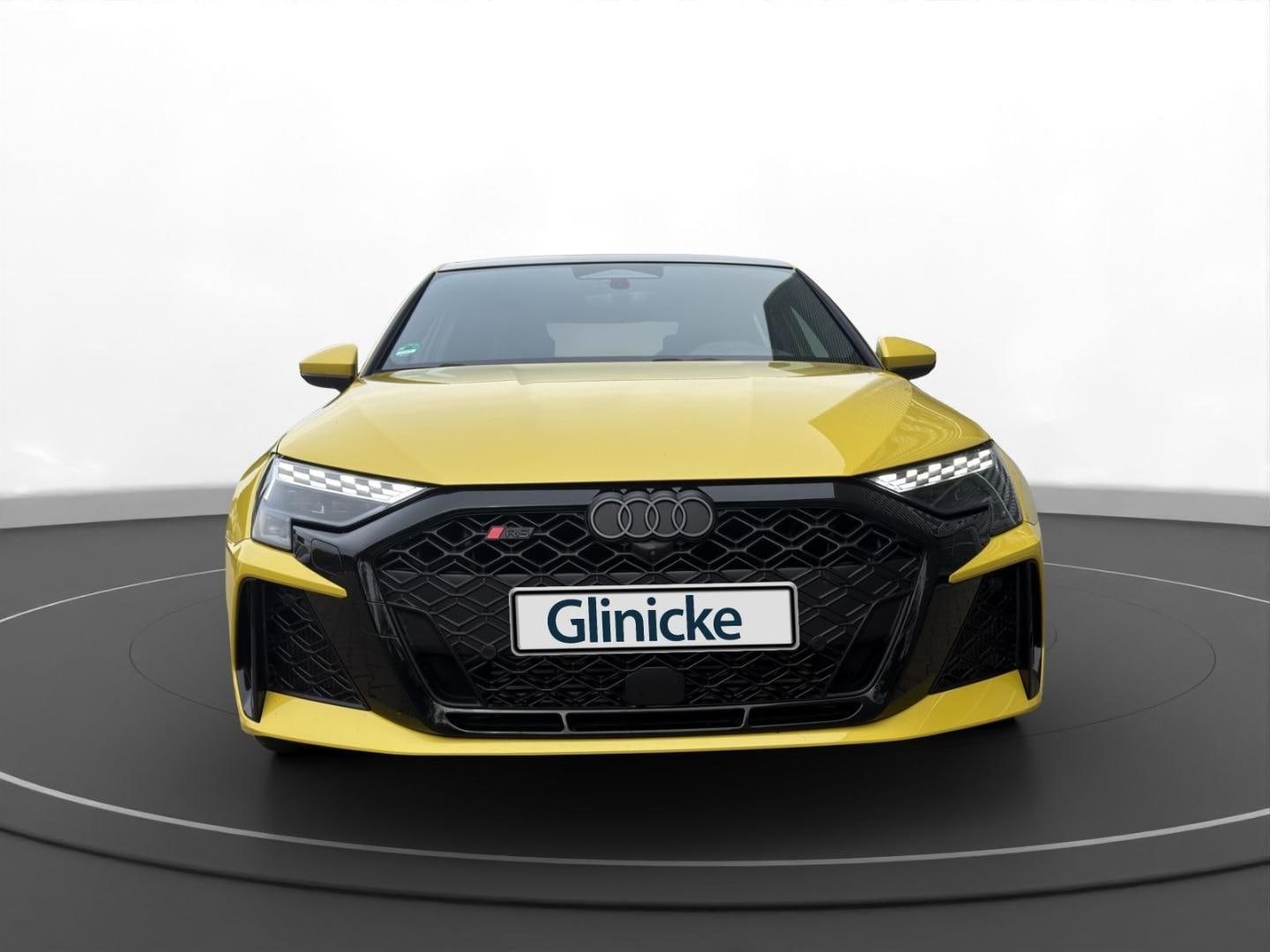 Bild über Audi RS 3 Limousine TFSI quattro 294 kW S tronic - für weitere Informationen kontaktieren Sie den Audi Partner