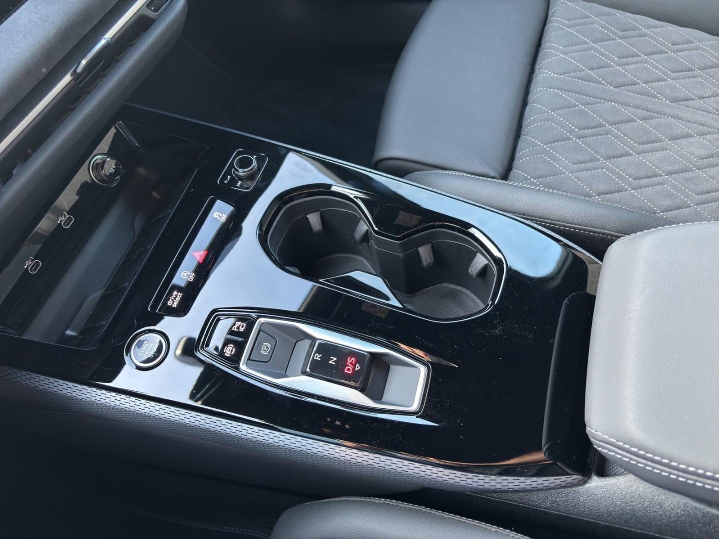 Bild über Audi A5 Avant TFSI 150 kW S tronic - für weitere Informationen kontaktieren Sie den Audi Partner