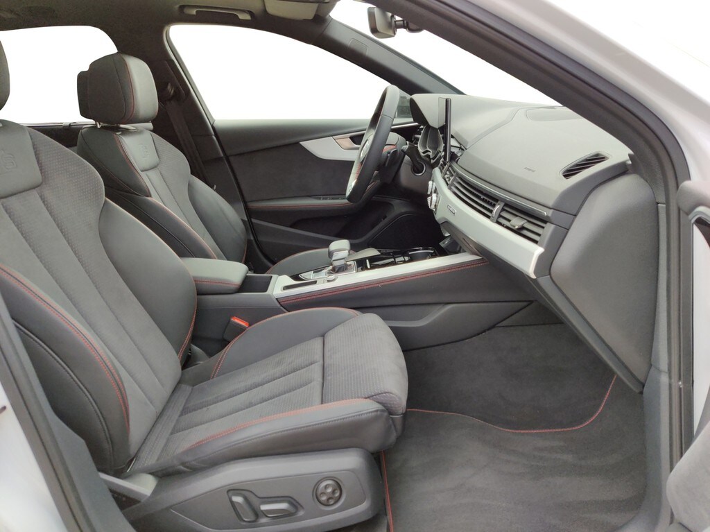 Image about Audi A4 Avant S line 40 TFSI quattro S tronic