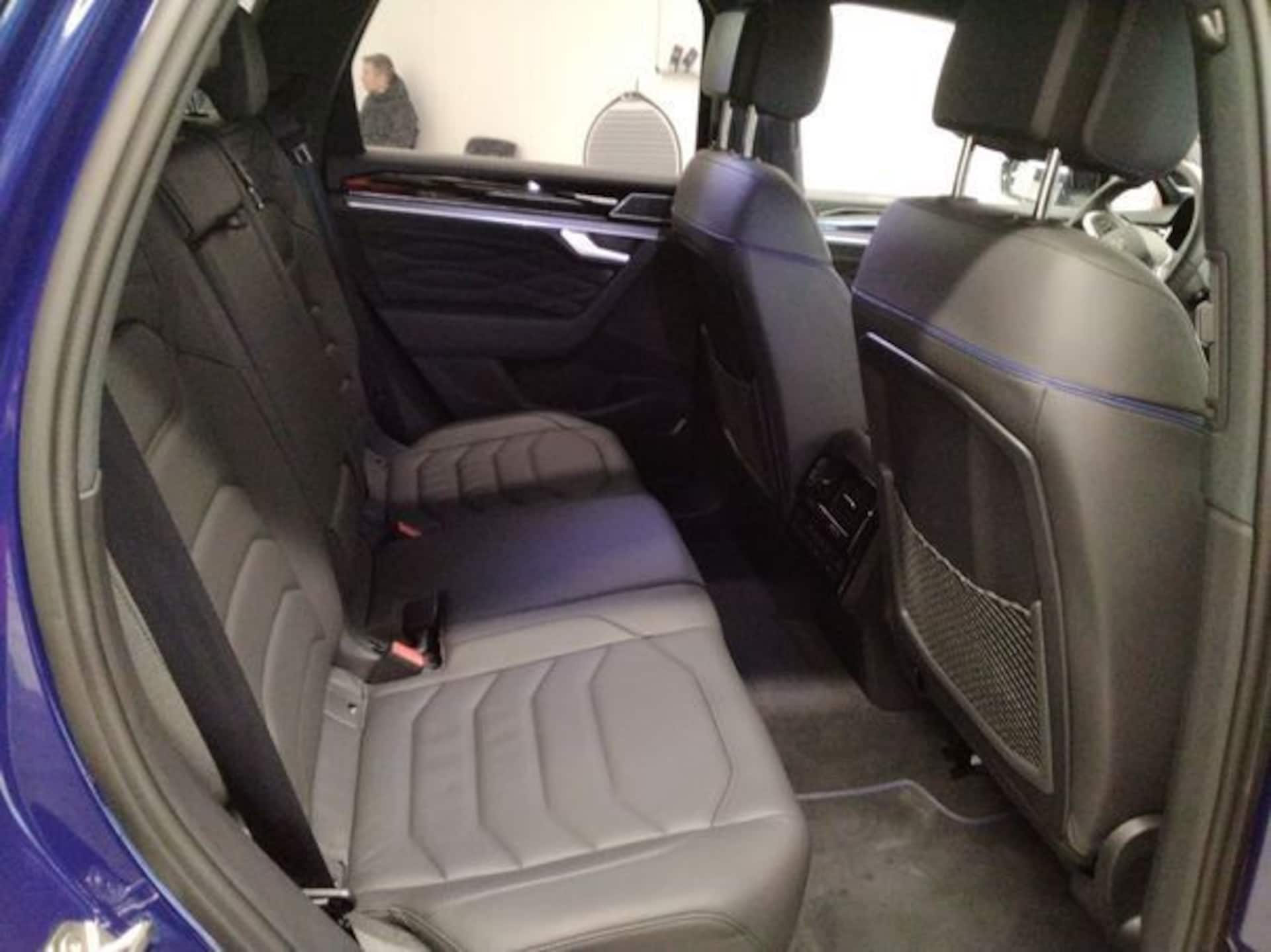 Volkswagen Touareg R