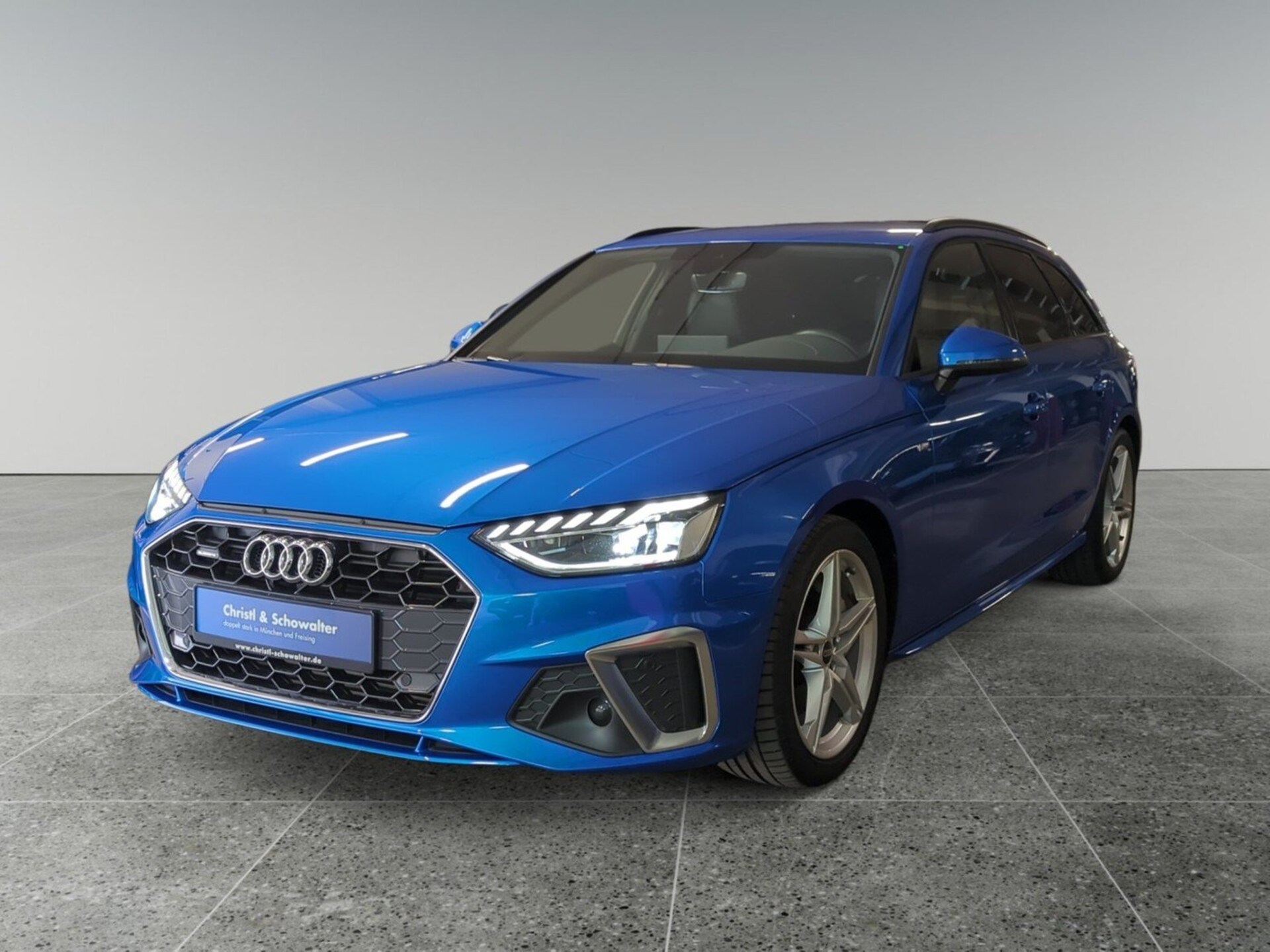 Audi A4 Avant S line