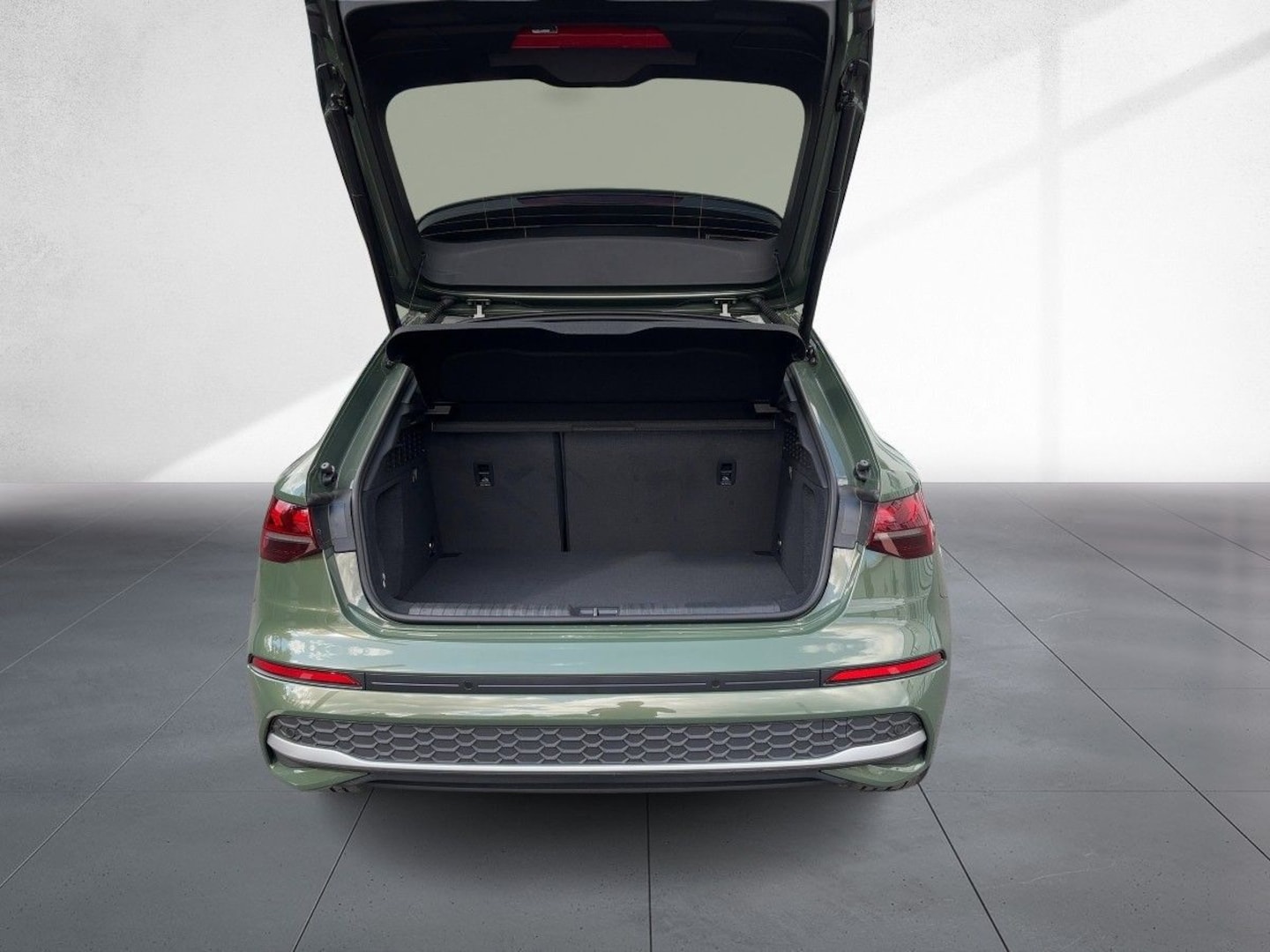 Bild über Audi A3 Sportback advanced 35 TFSI S tronic - für weitere Informationen kontaktieren Sie den Audi Partner