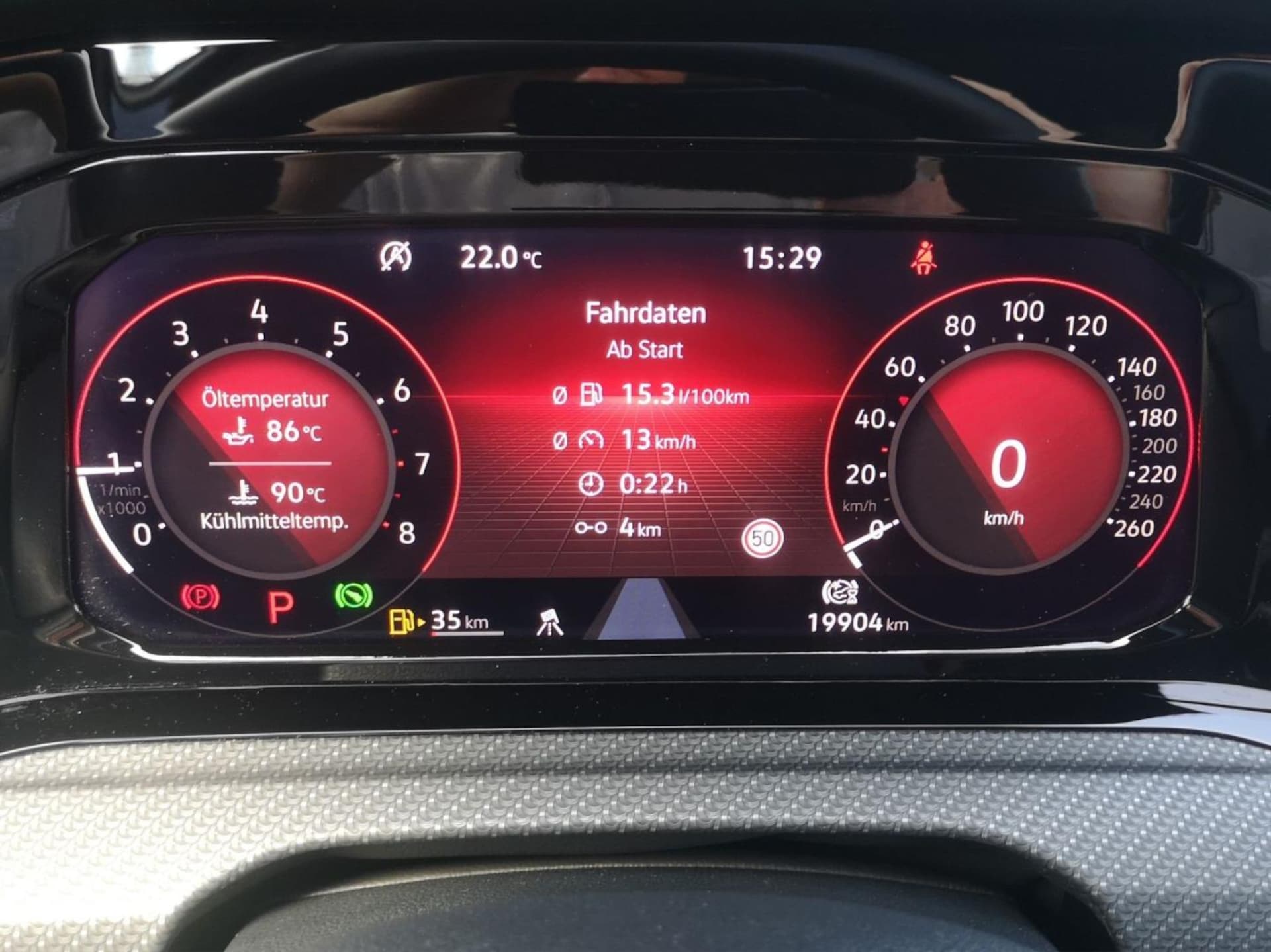 Volkswagen Golf R-Line