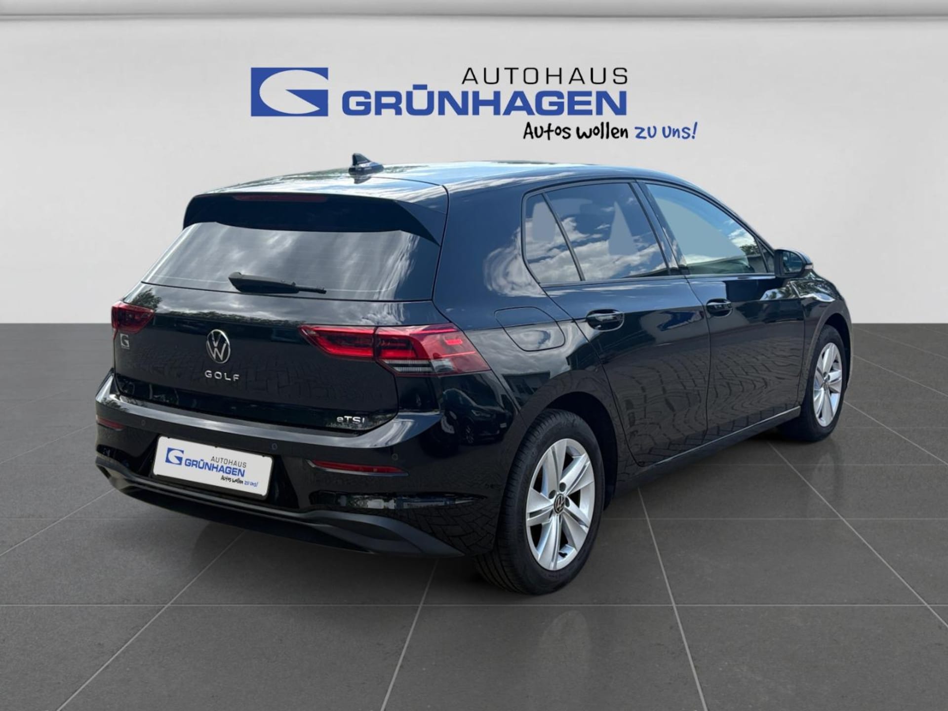 Volkswagen Golf Life