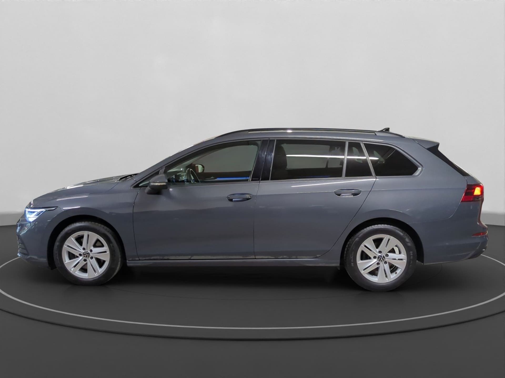 Volkswagen Golf Variant Life