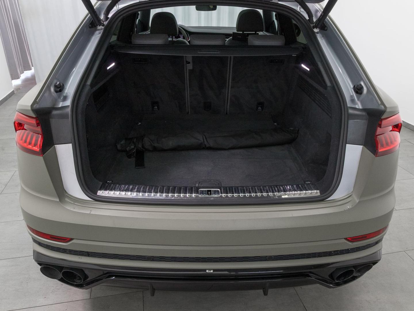 Image about Audi SQ8 TFSI quattro tiptronic