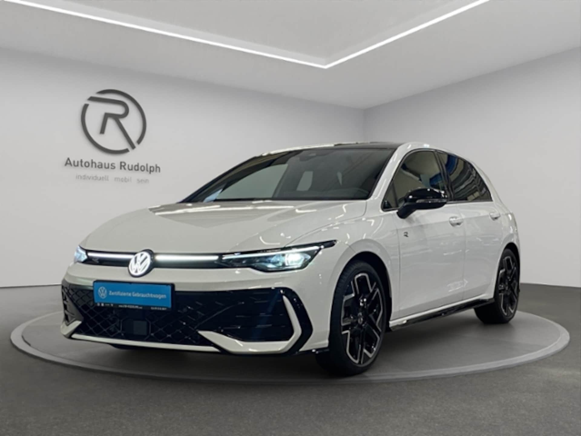 Volkswagen Golf R-Line