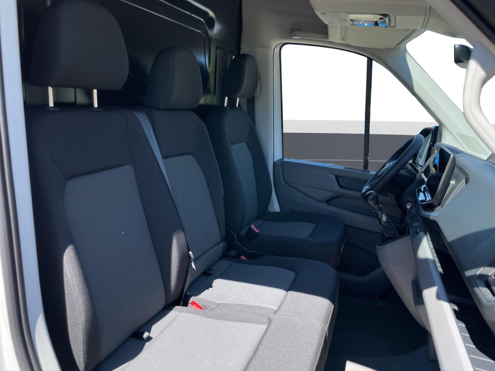 Volkswagen Crafter Kasten mittlerer Radstand – Bild 15