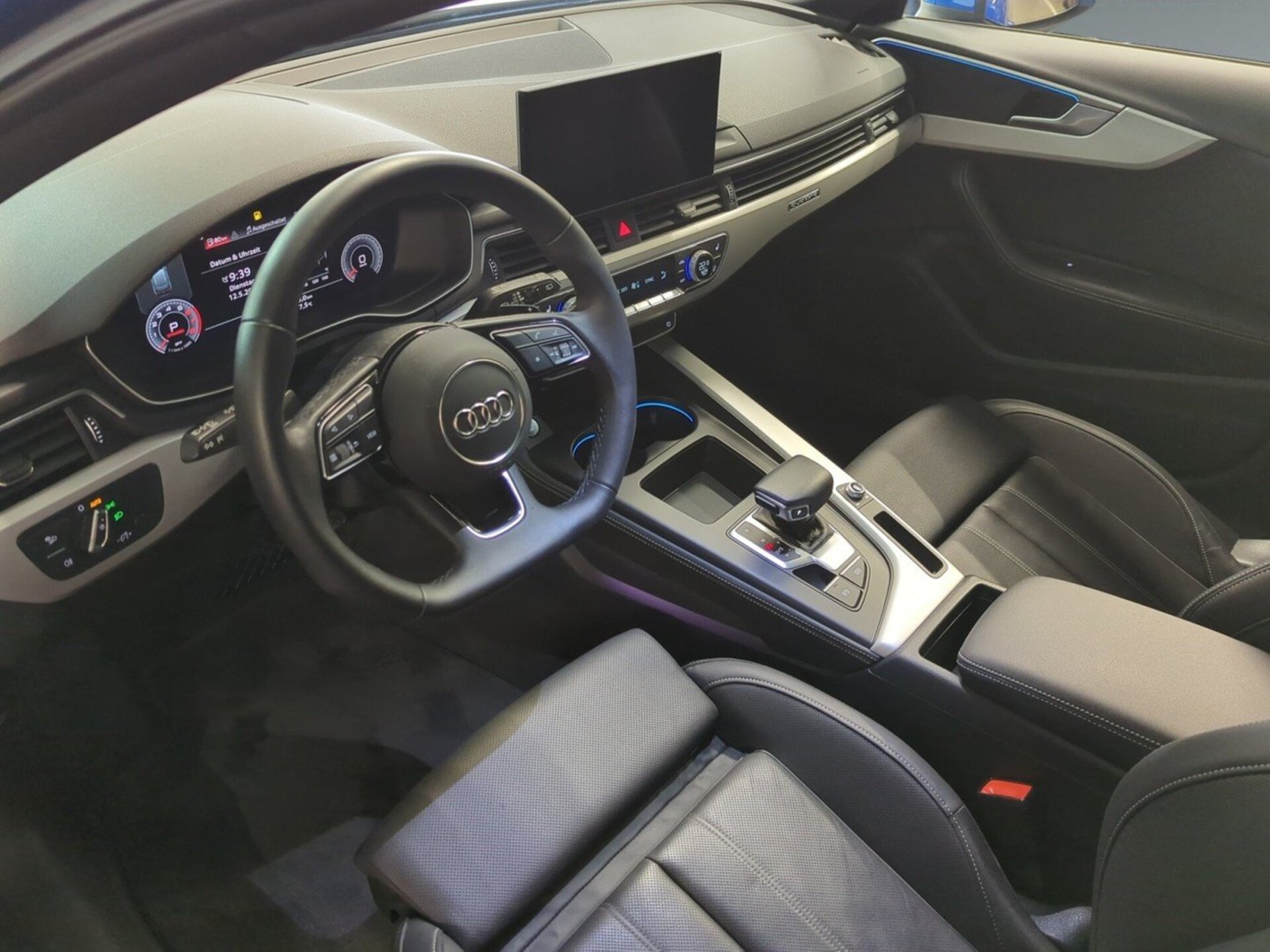 Audi A4 Avant S line