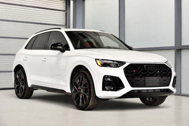 Photo of 2024 Audi SQ5