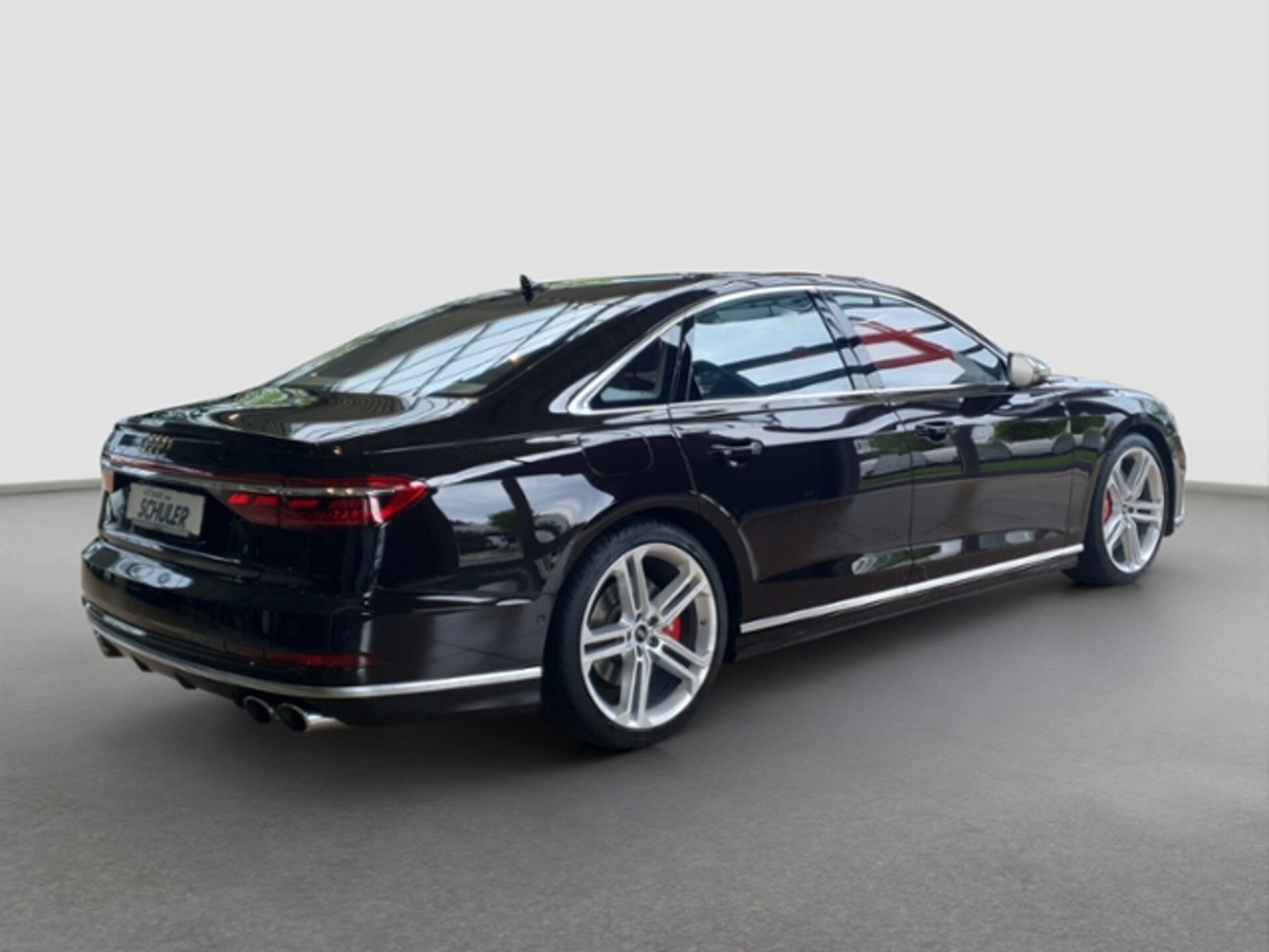 Audi S8