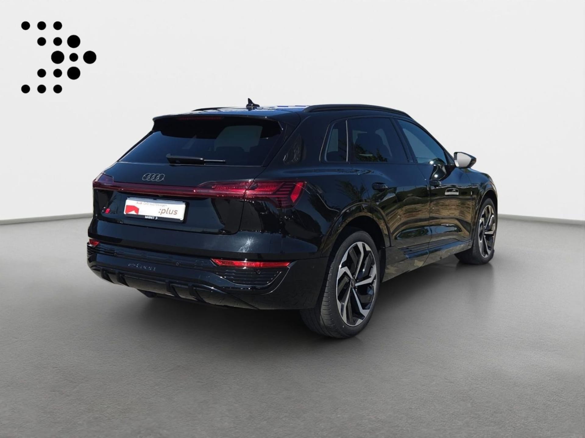 Audi Q8 e-tron S line