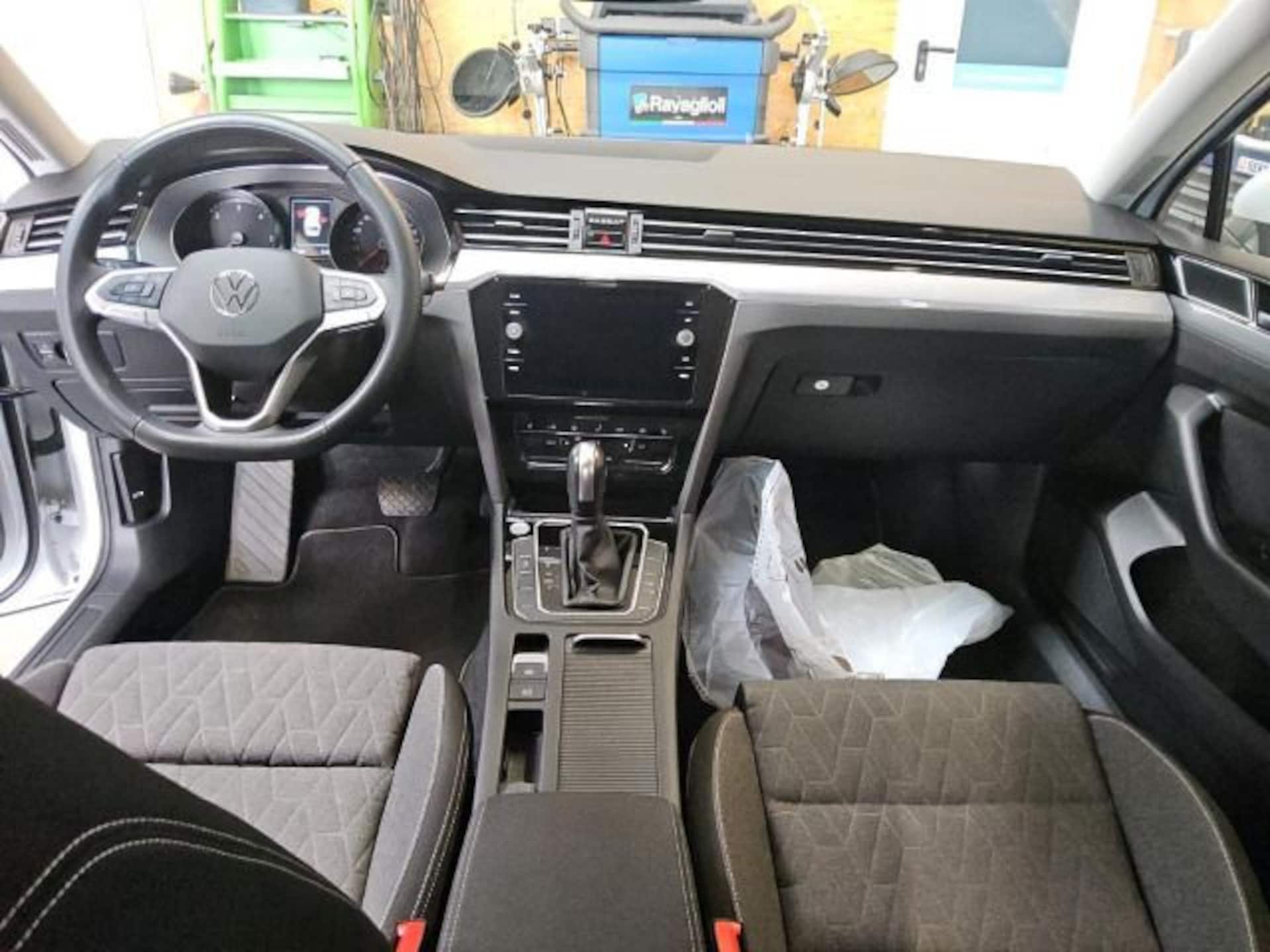 Volkswagen Passat Variant Business