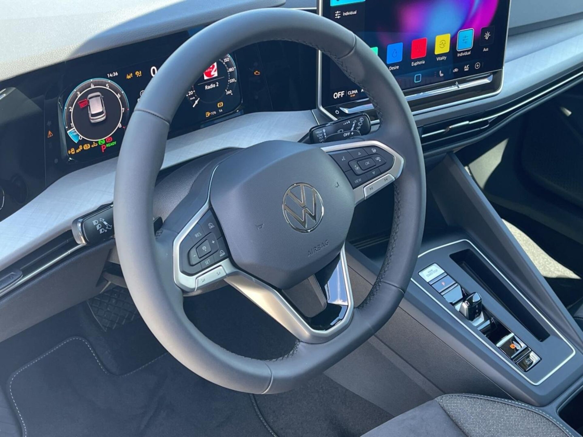 Volkswagen Golf Life
